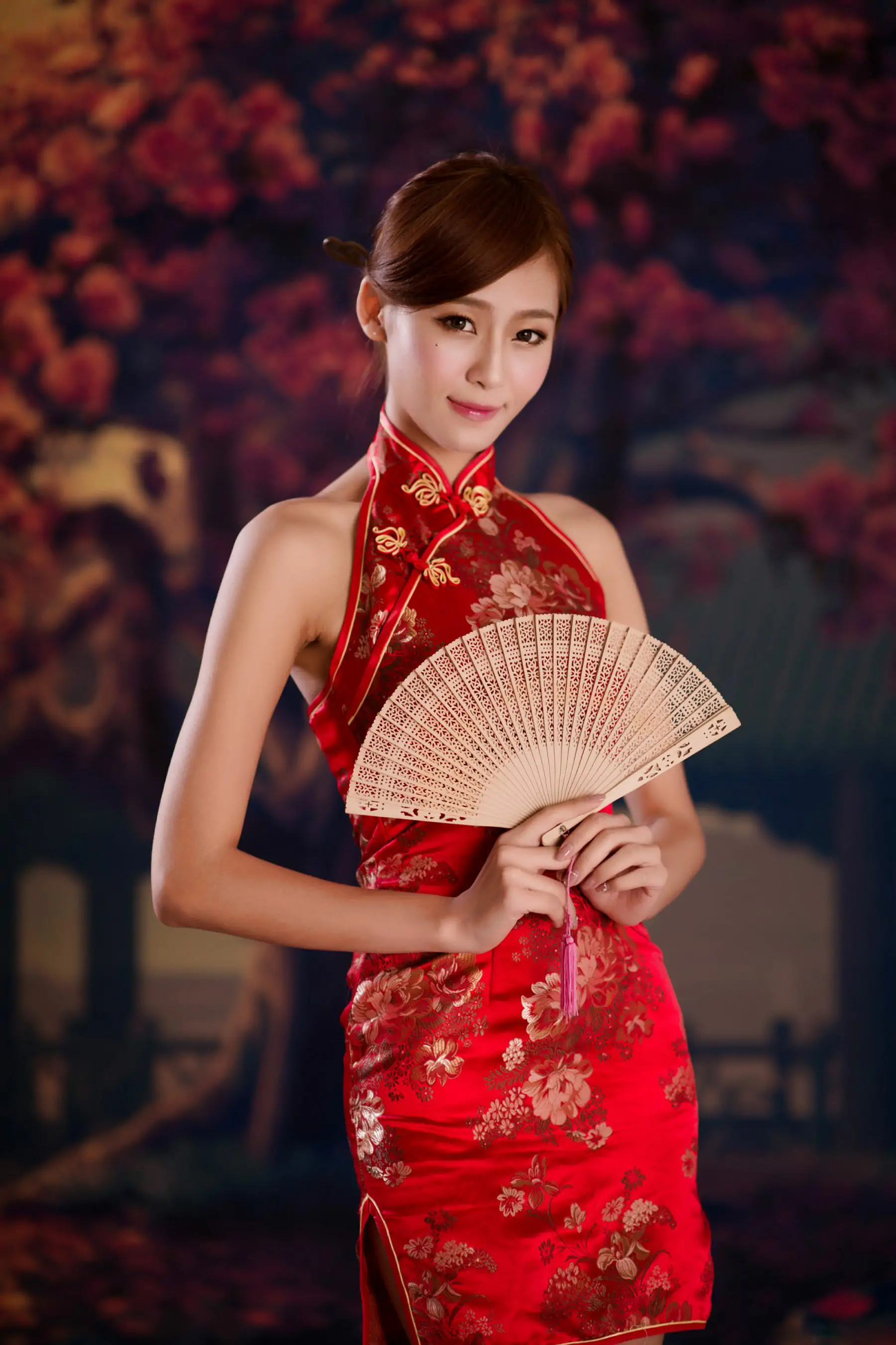 台湾女神Winnie小雪《古典红色旗袍》