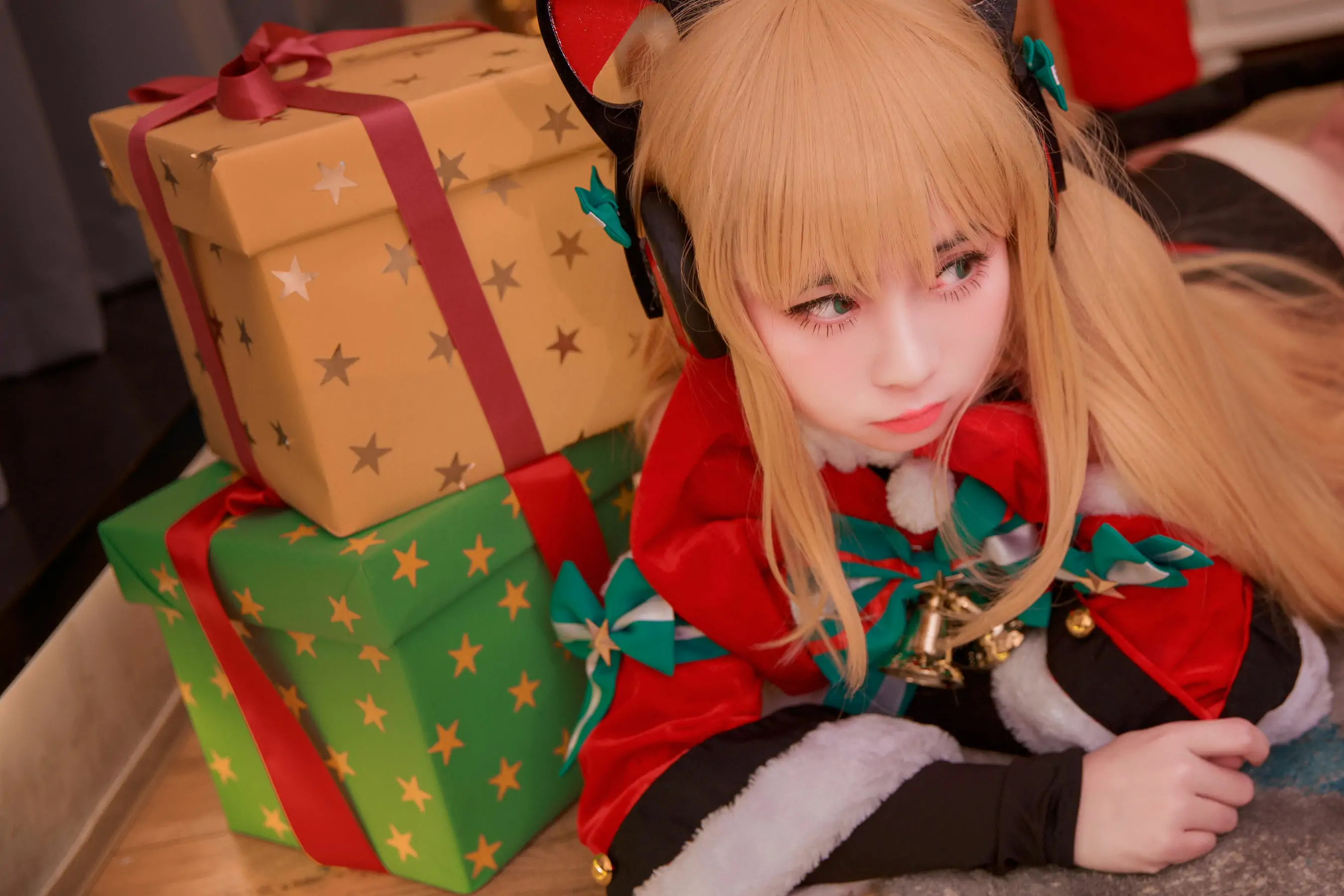 [Cosplay] 动漫博主G44不会受伤 – TMP圣诞
