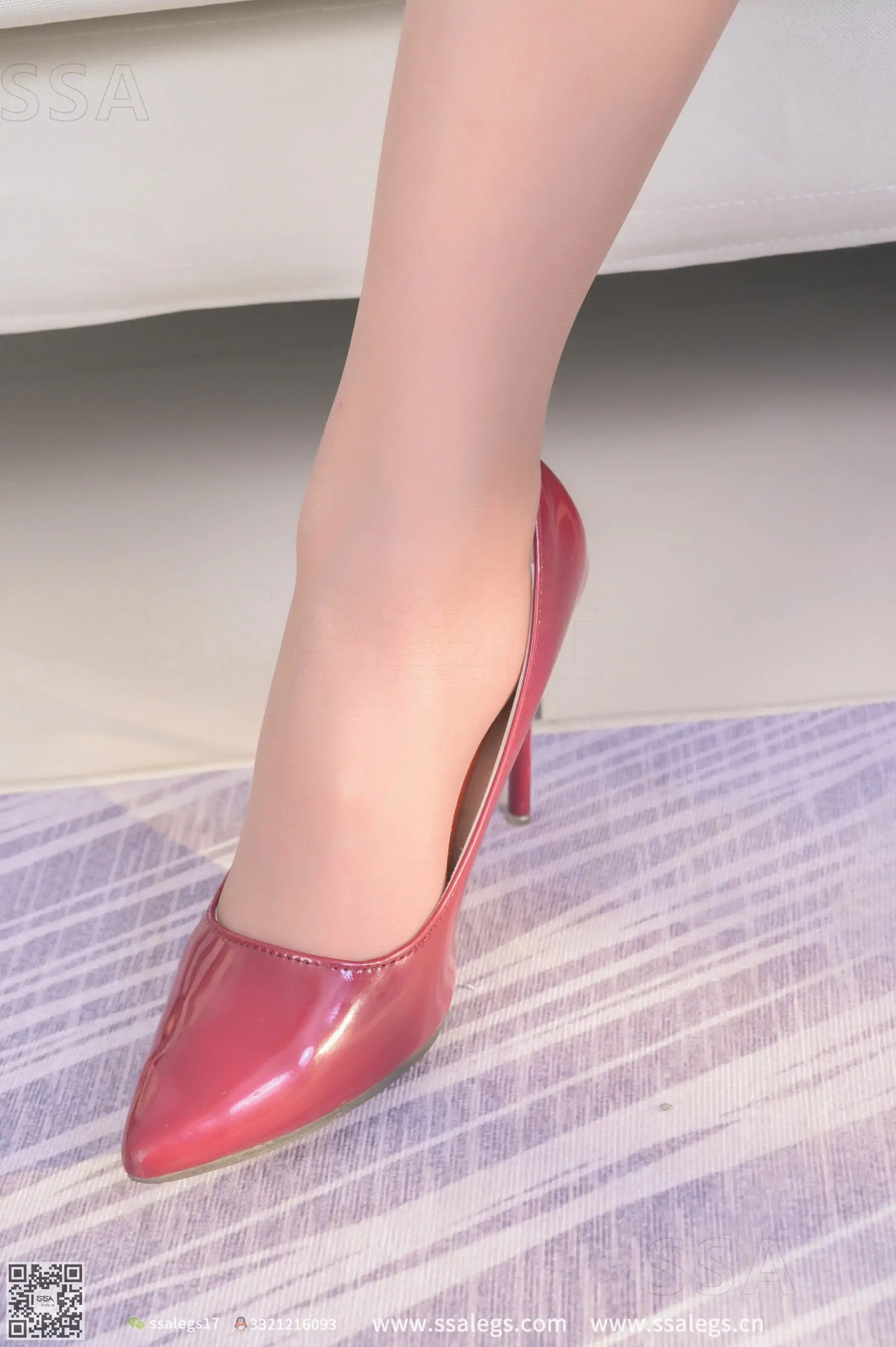 [SSA丝社]超清写真 No.312 娜娜 御姐的红色高跟鞋咖啡丝美腿