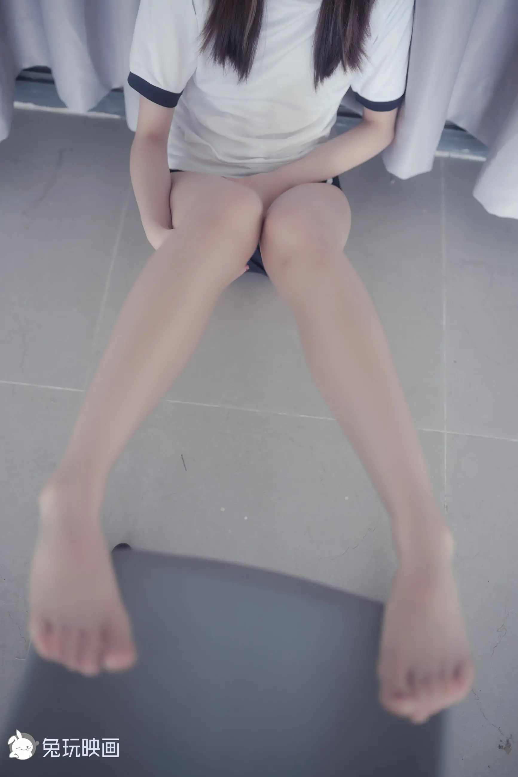 [兔玩映画] – 体操服裸腿