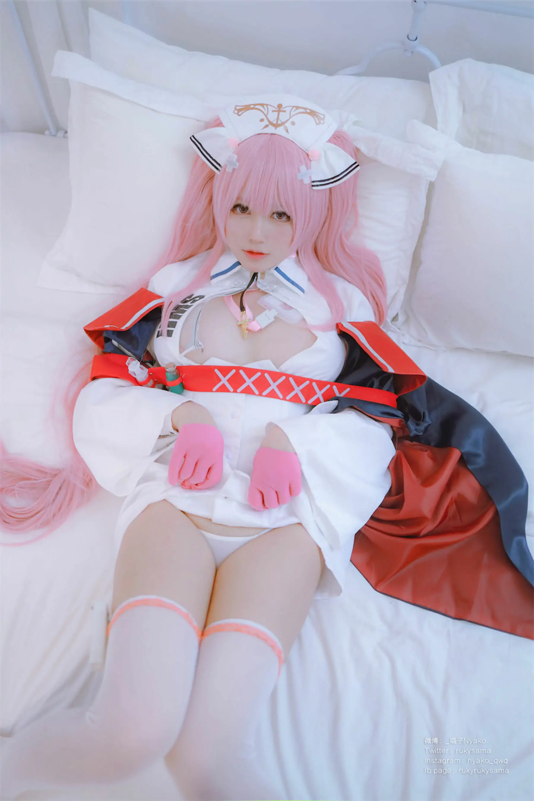 [福利COS] 萌妹子Nyako喵子 – 英仙座护士