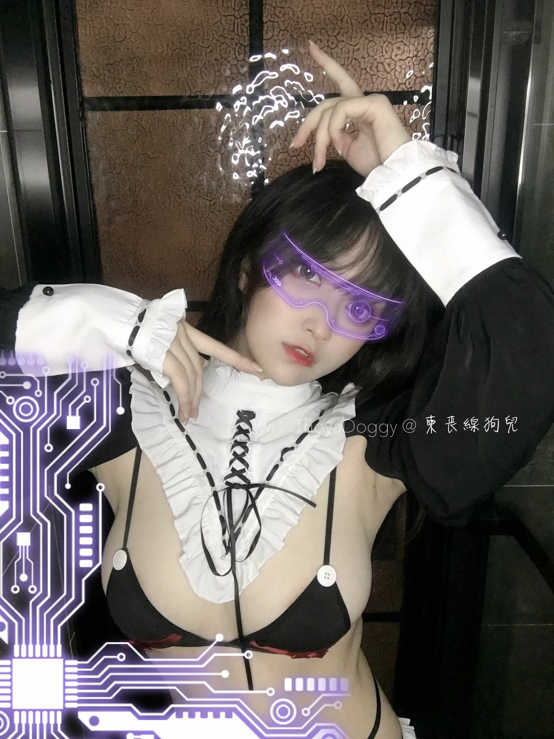 [福利COS] 奇行家狗崽(棕桠阿狗崽) – 黑白无相
