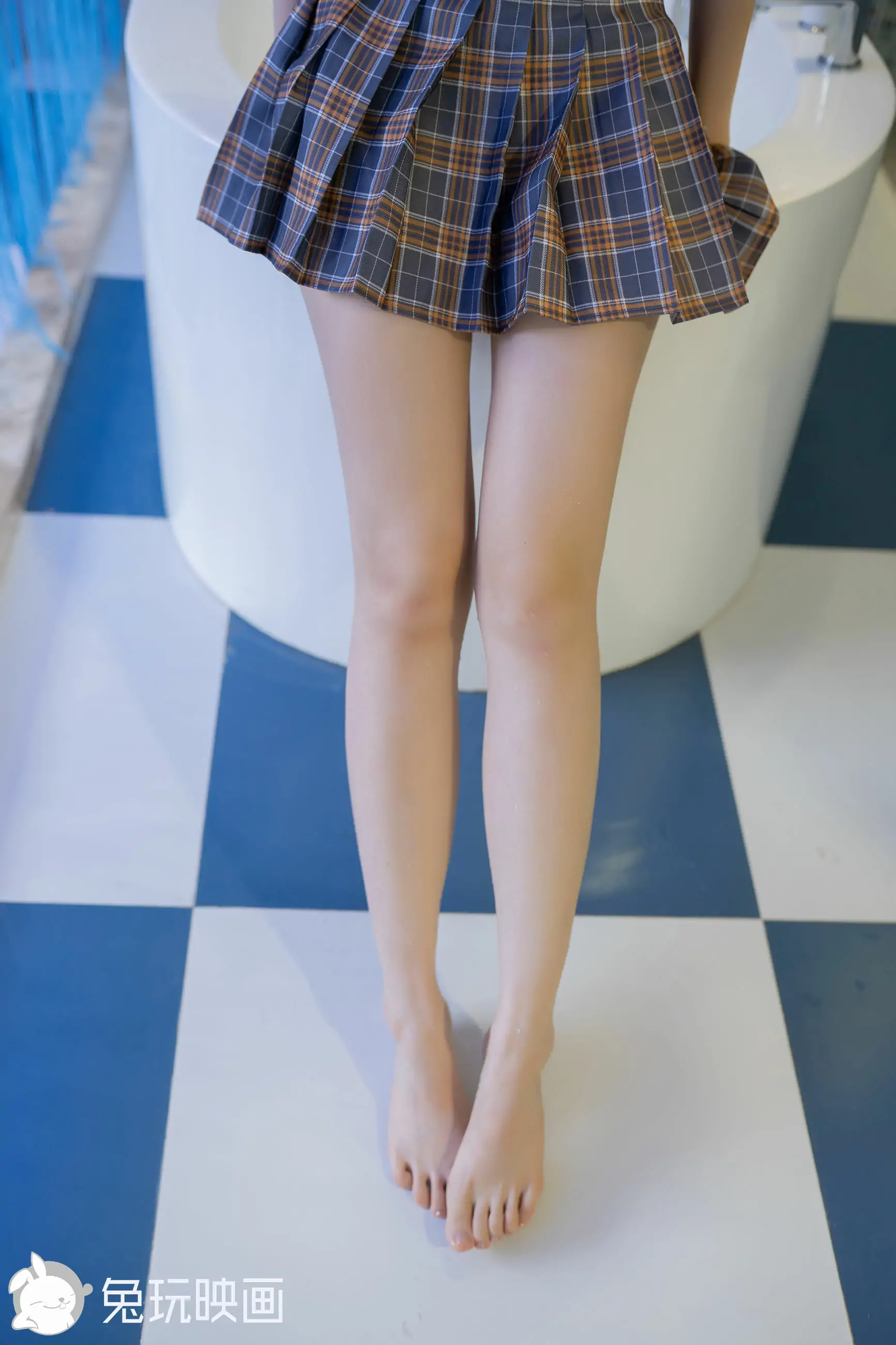 [兔玩映画] – 浴缸里玩水