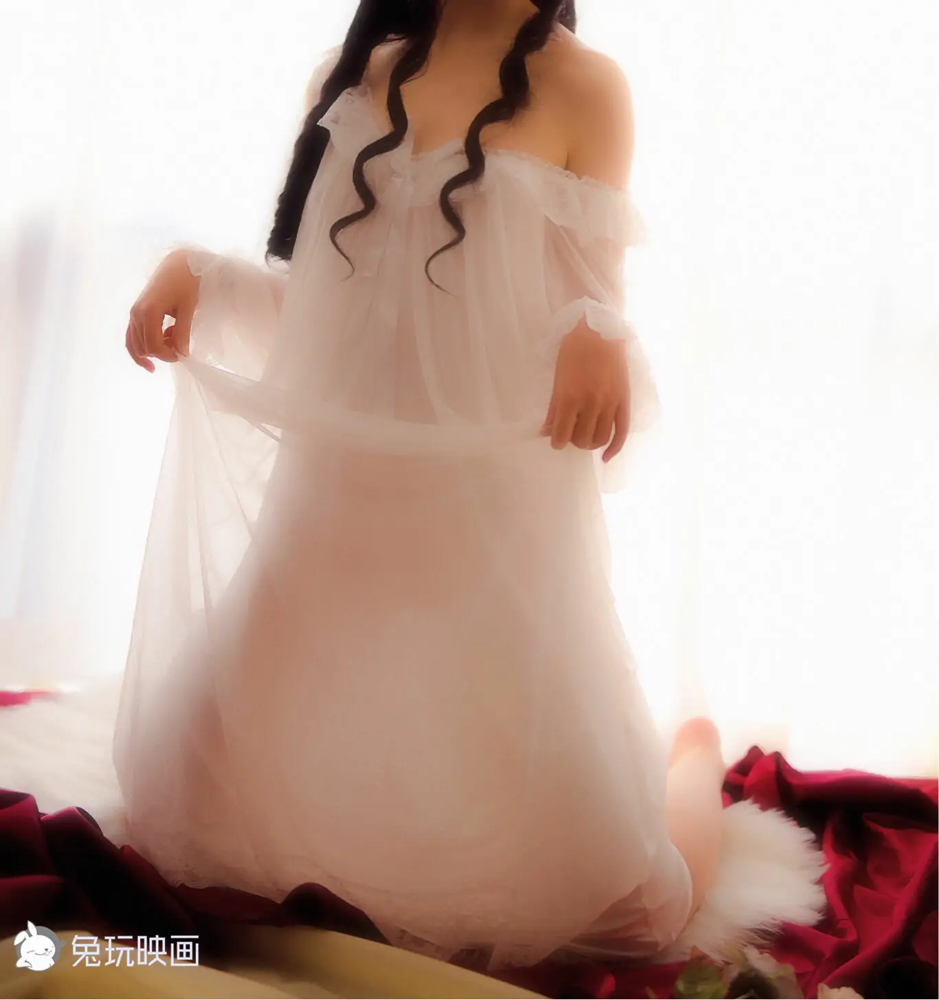 [兔玩映画] – 油画少女