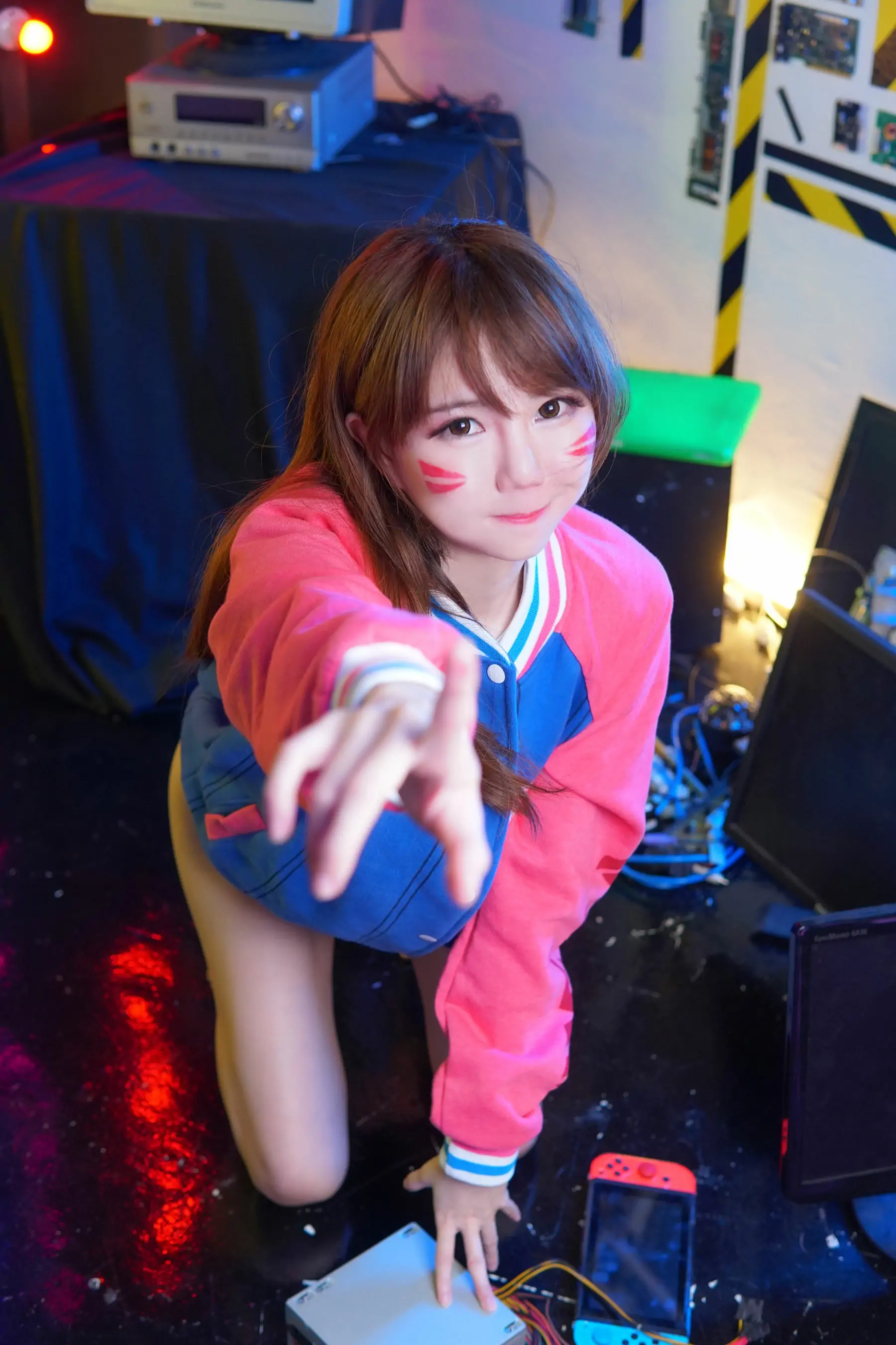 [福利COS] Sally Dorasnow – DVA Gamer Girl