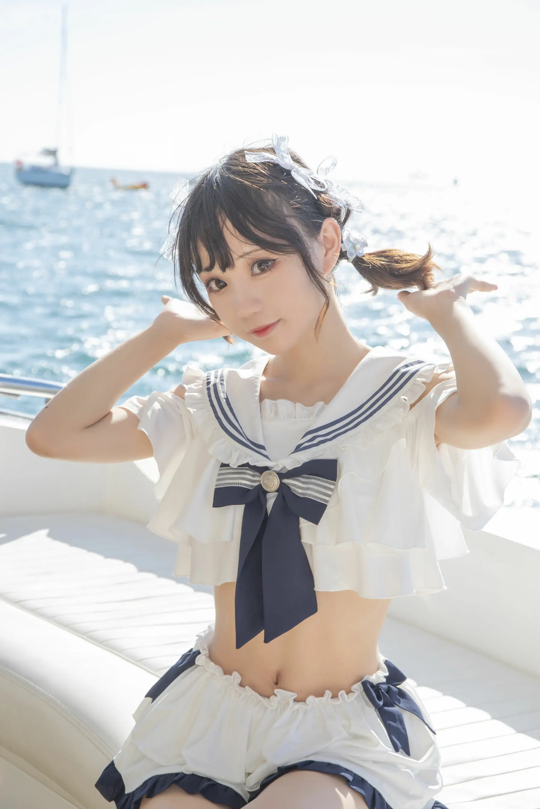 [福利COS] 花柒Hana - 三亚熊之海军风泳装