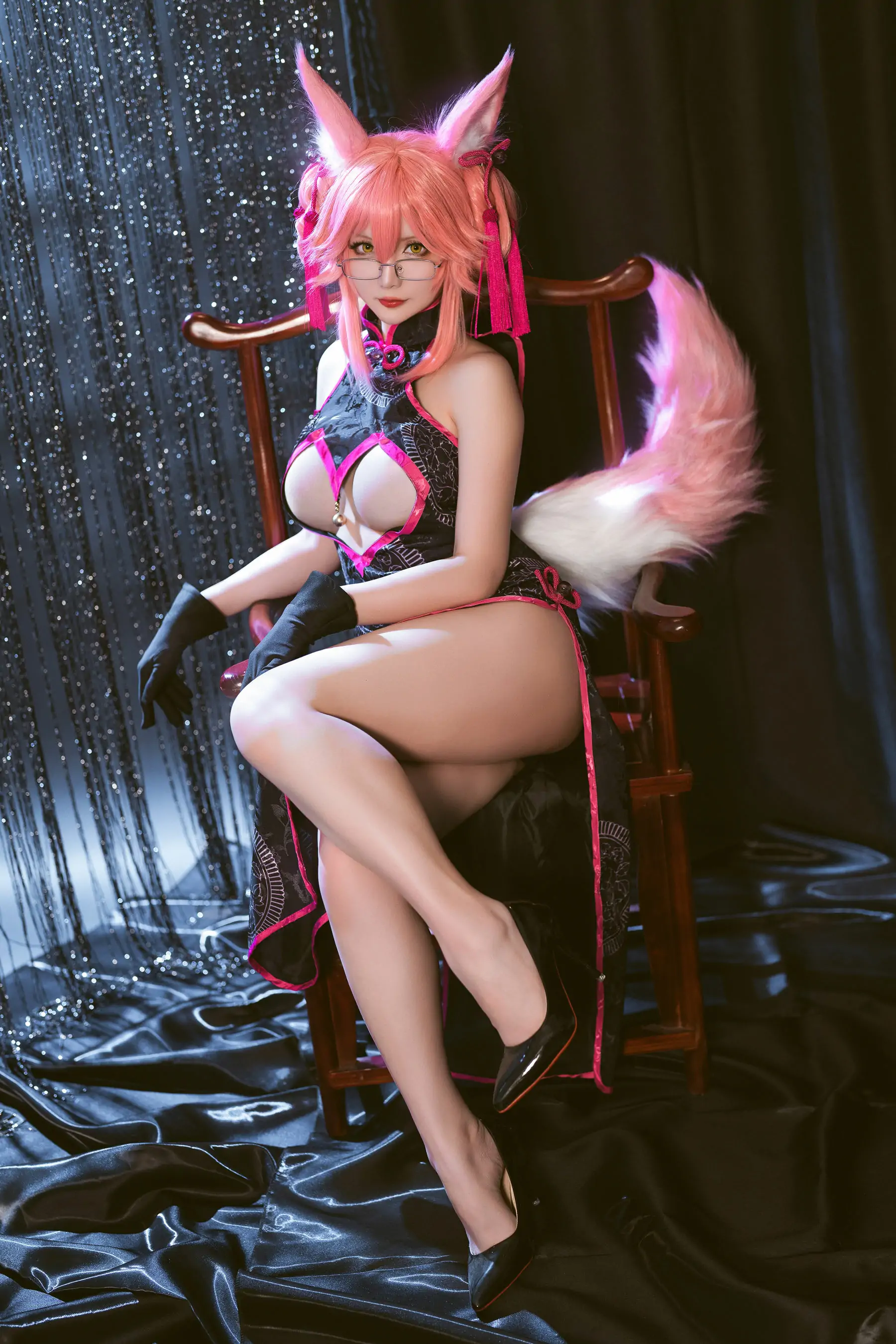 [网红COSER] Coser小姐姐星之迟迟 – FGO高扬斯卡娅旗袍