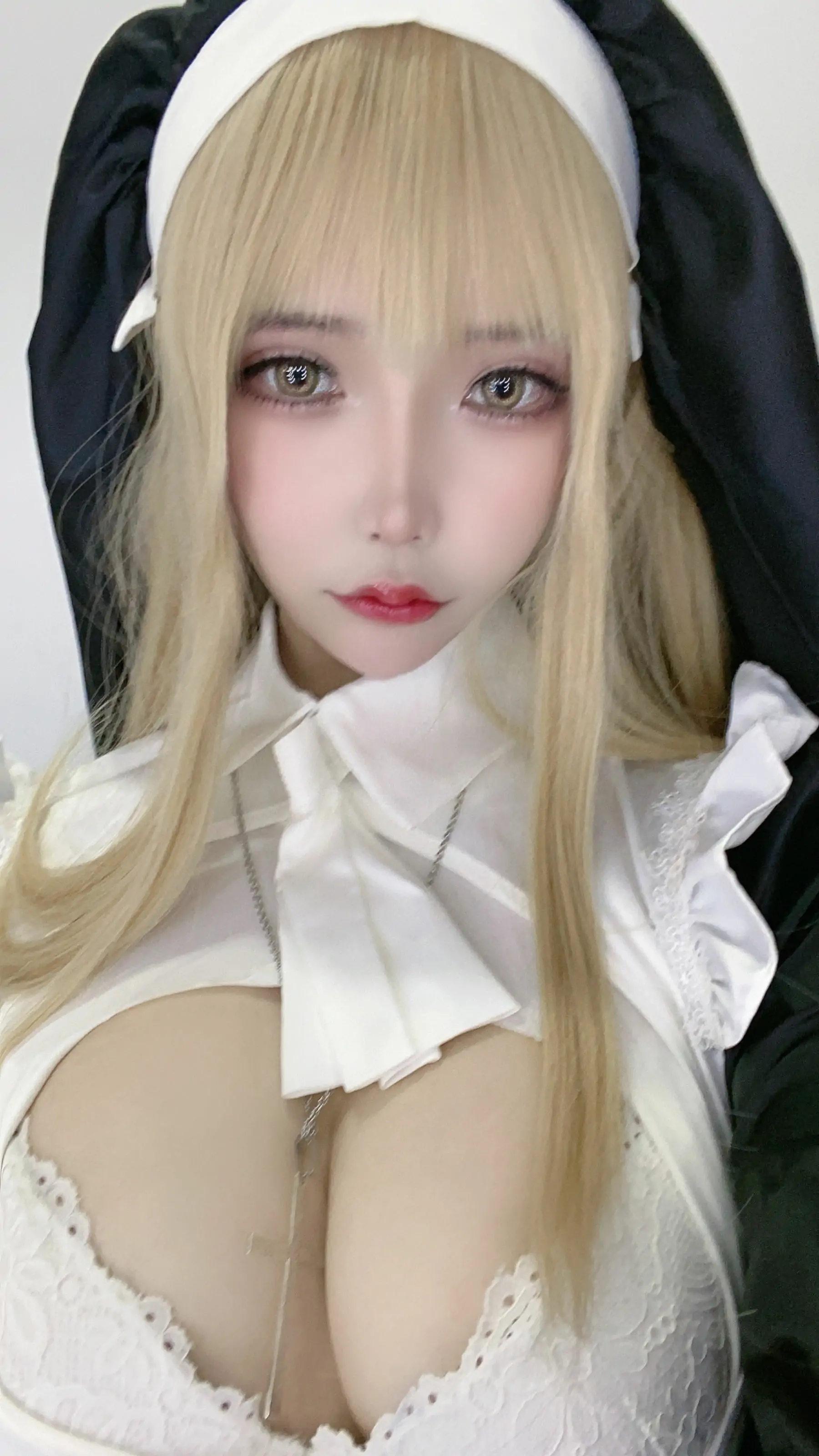 [网红COSER] 二次元妹子抱走莫子aa – 生日特辑 修女
