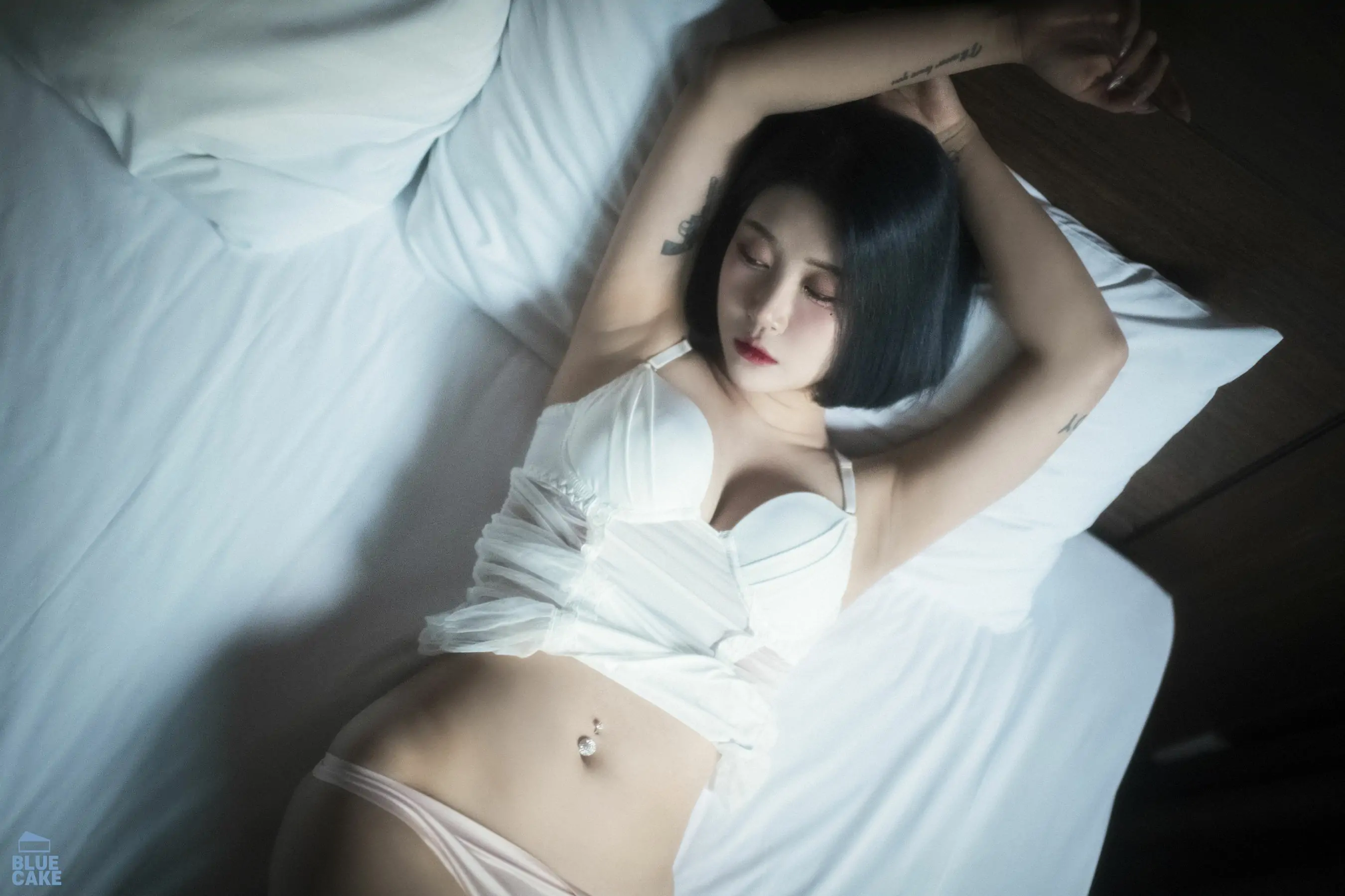 [BLUECAKE]  Bomi – Secret
