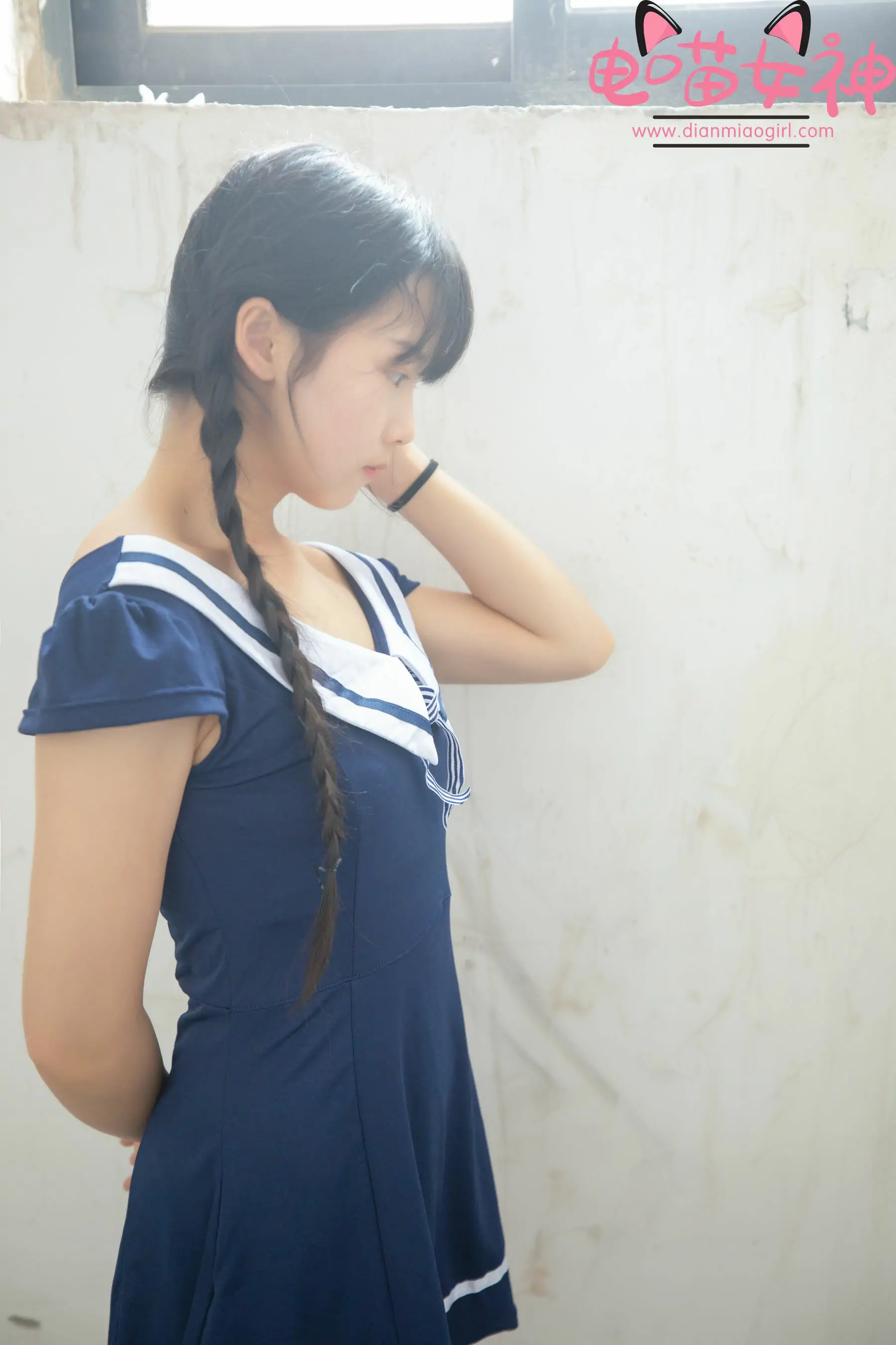 [福利COS] 电喵女神 – 灵唯 制服