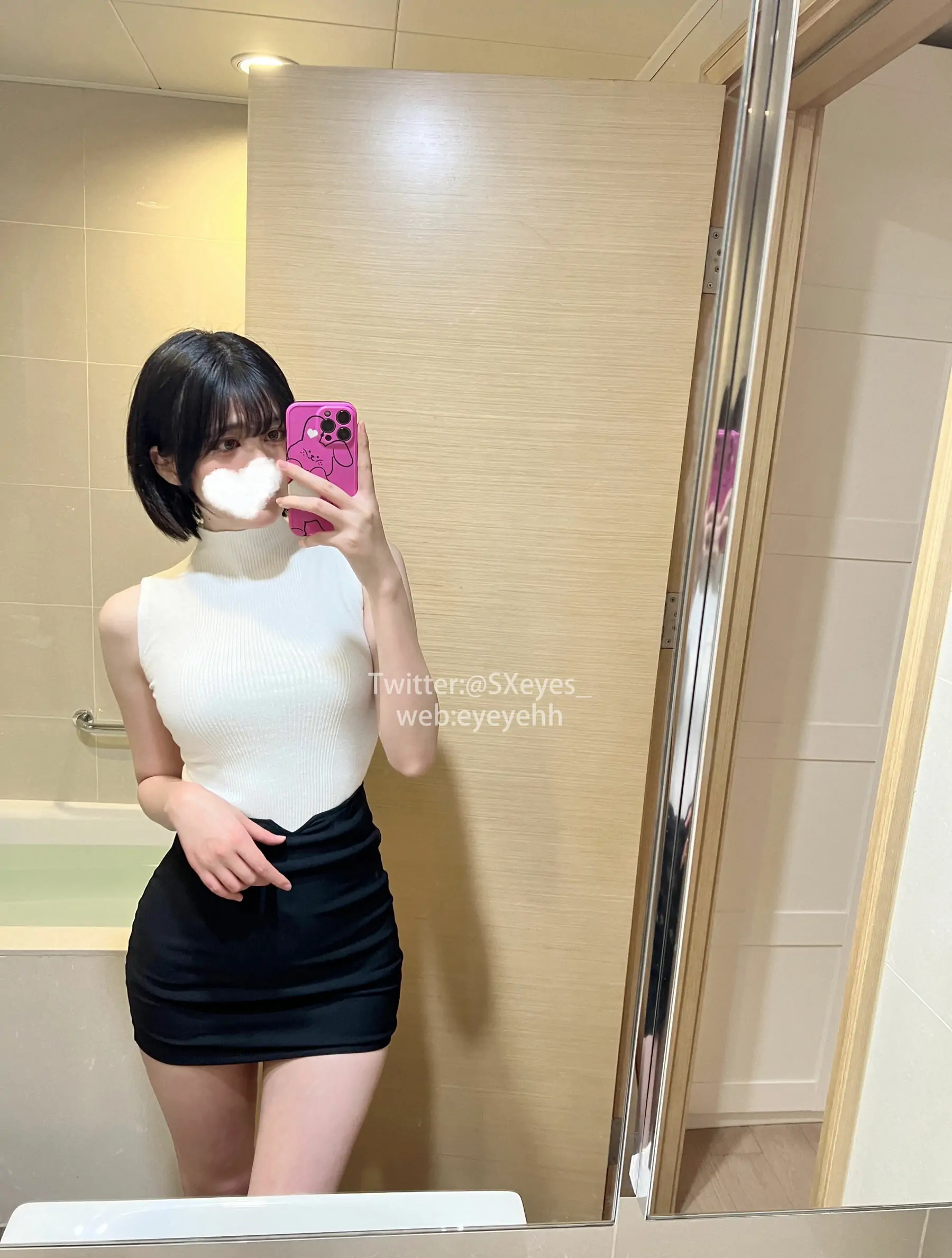 [福利COS] 萌妹子眼酱大魔王w – 风吕に入る