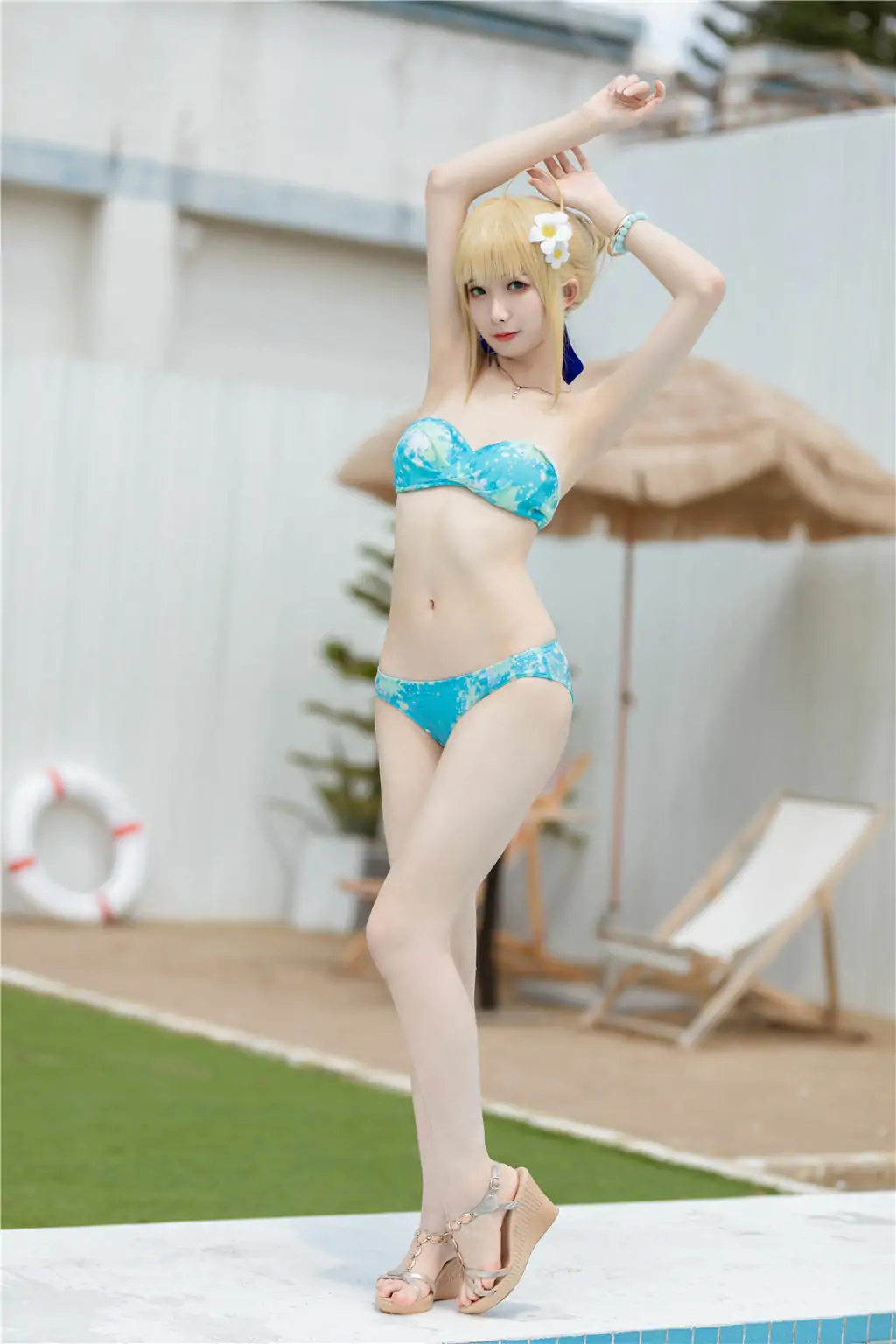 [福利COS] 动漫博主封疆疆v – 阿尔托莉雅・潘德拉贡 泳装