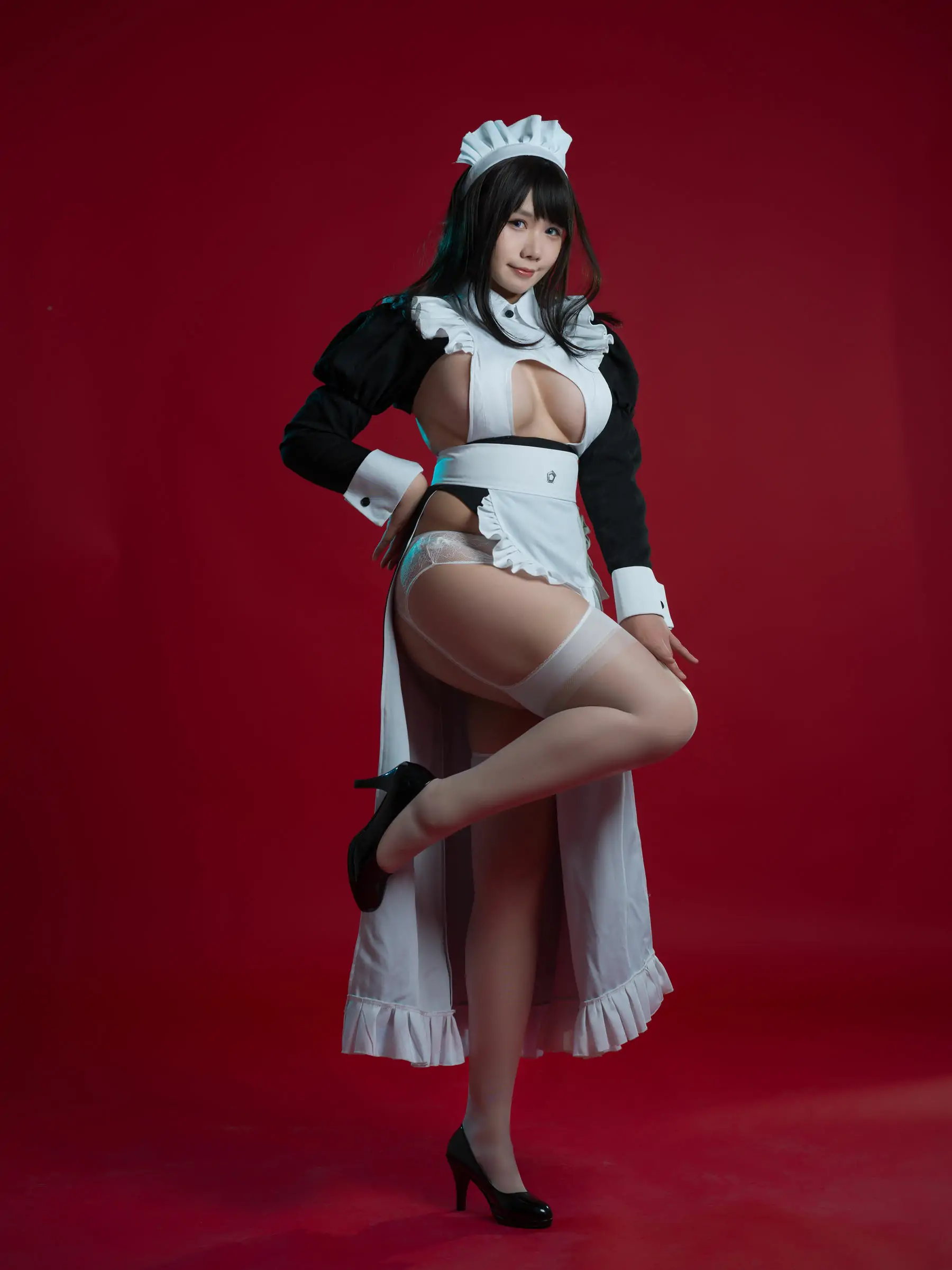 [福利COS] 麻花麻花酱 – 女仆系列