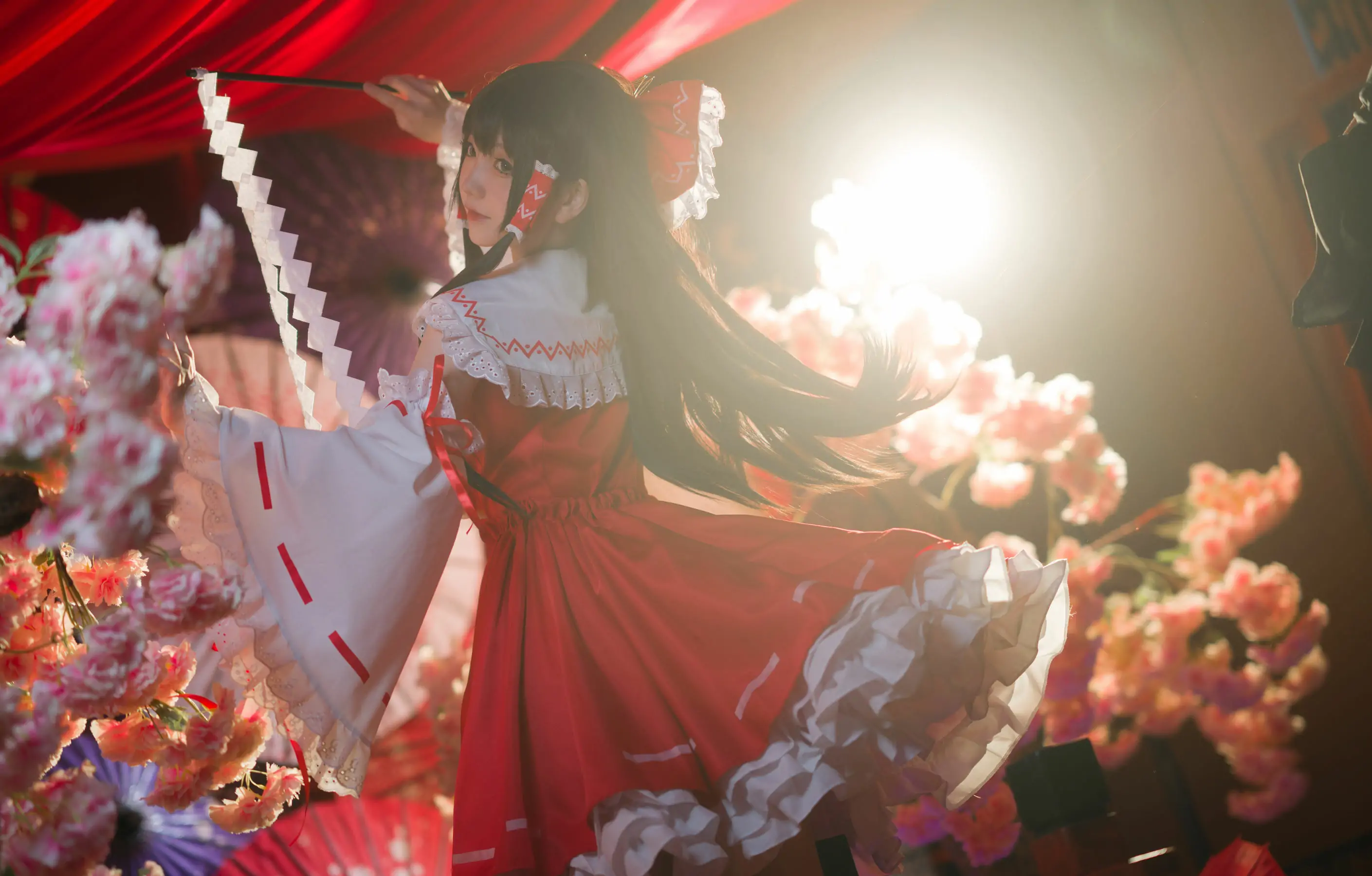 [福利COS] 楚楚子w – 博丽灵梦