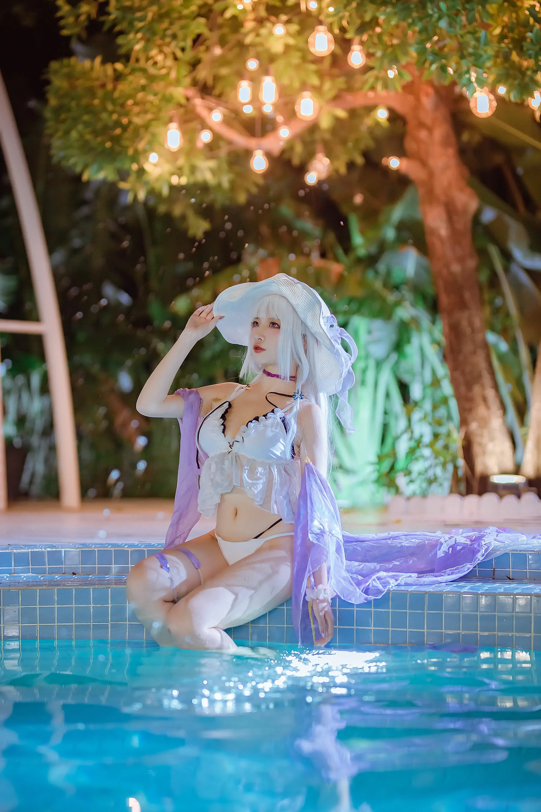 [福利COS] 人气Coser二佐Nisa – 碧蓝光辉泳装