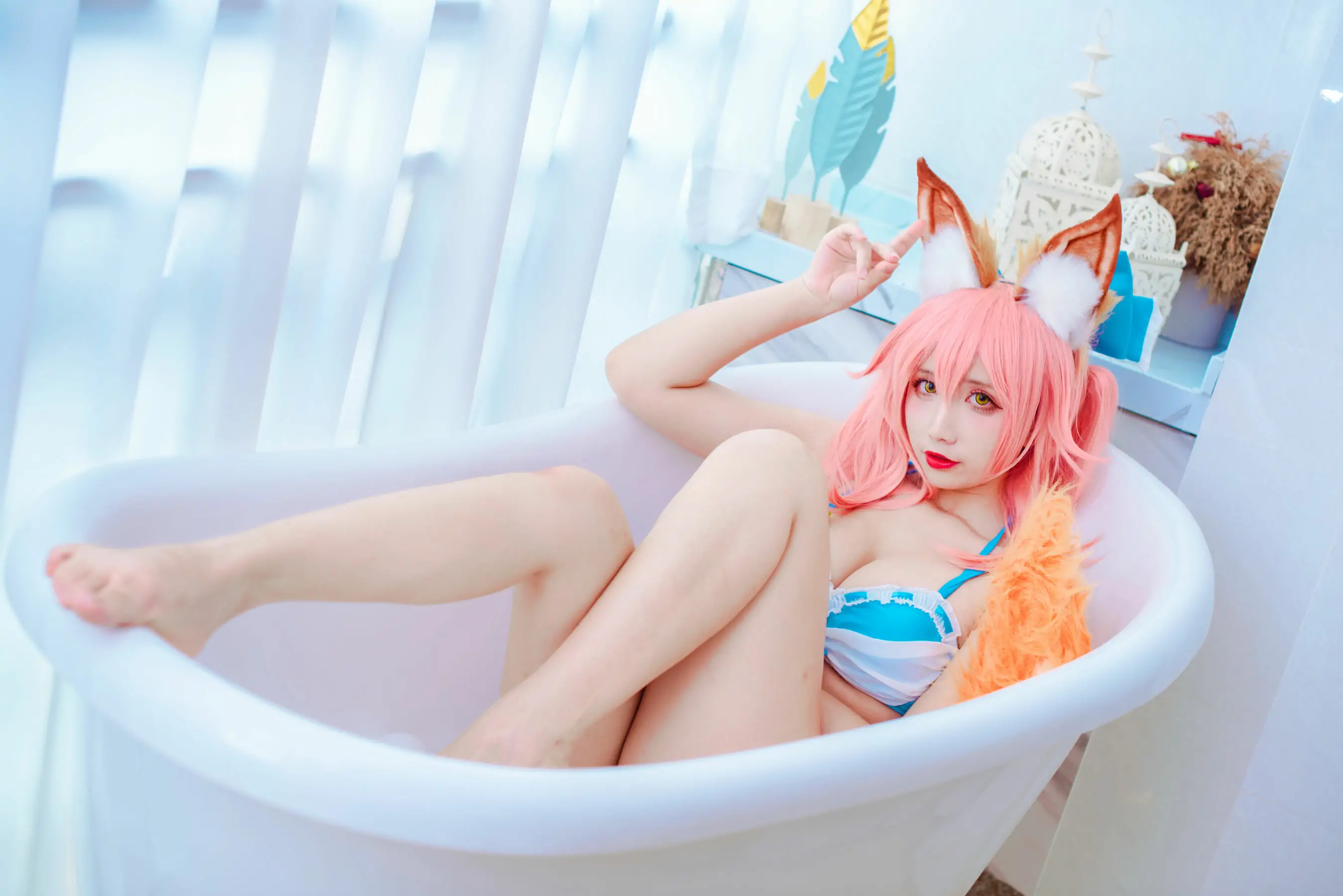 [福利COS] 动漫博主九曲Jean – 玉藻前泳装