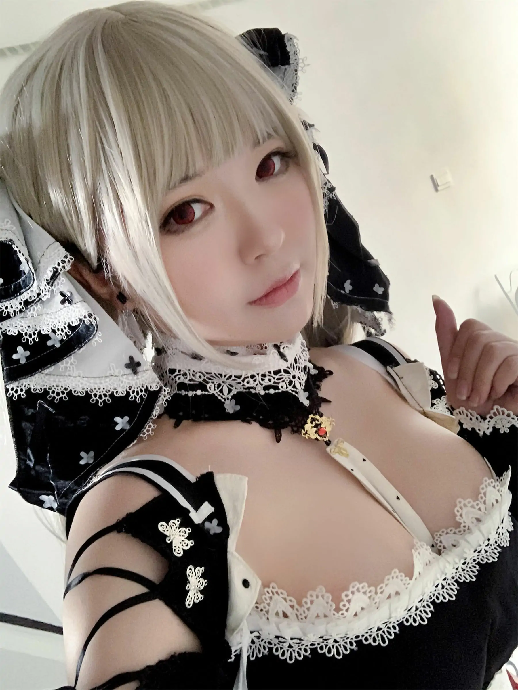 [福利COS] 半半子 – 可畏