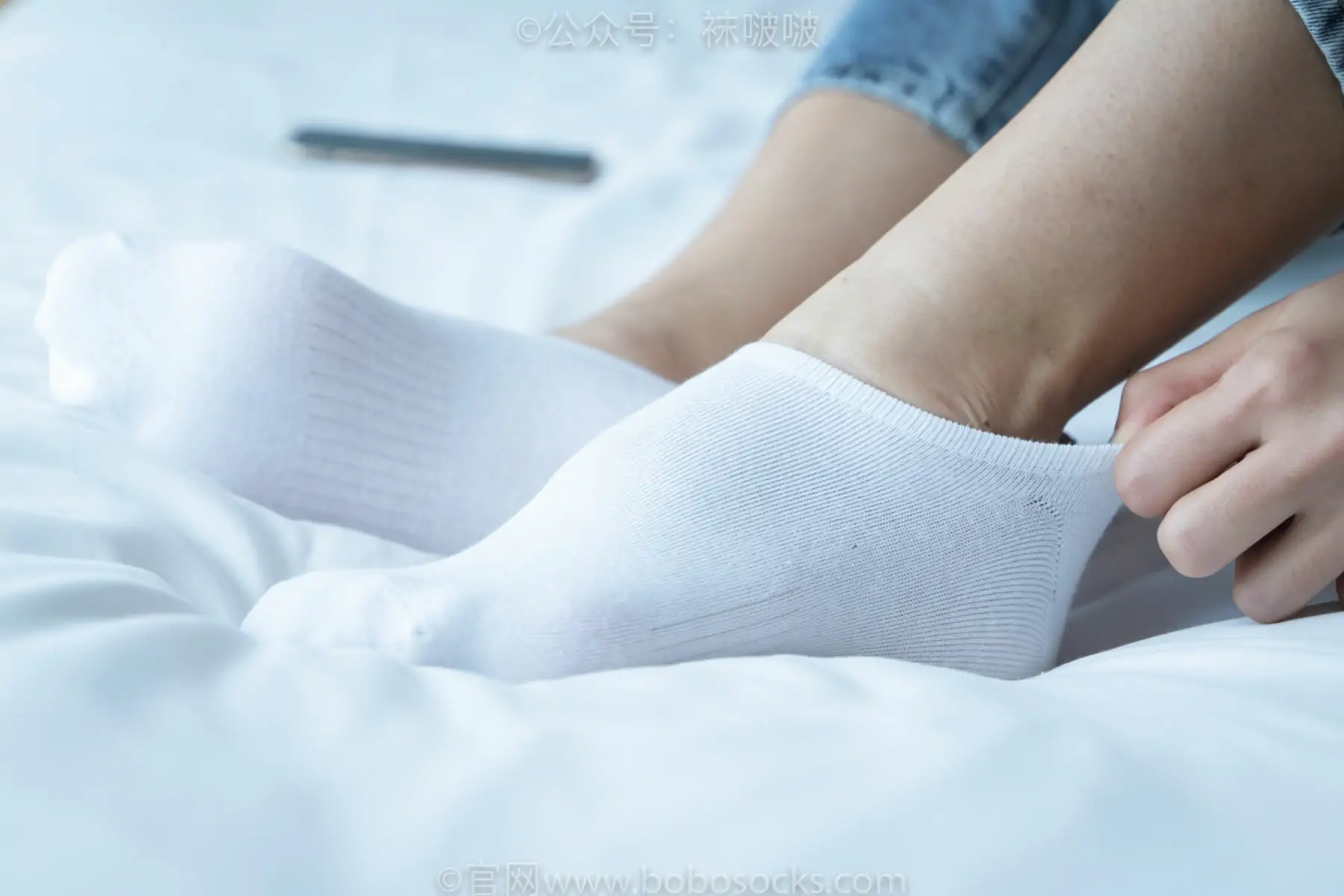 BoBoSocks袜啵啵 No.024 涵涵-板鞋、白棉袜、裸足