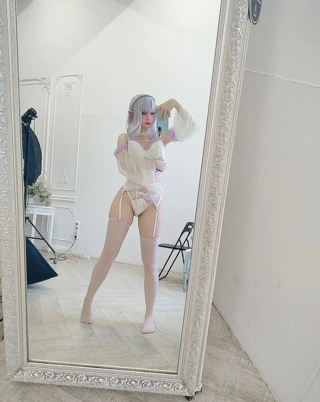 Hologana – Emilia Lingerie