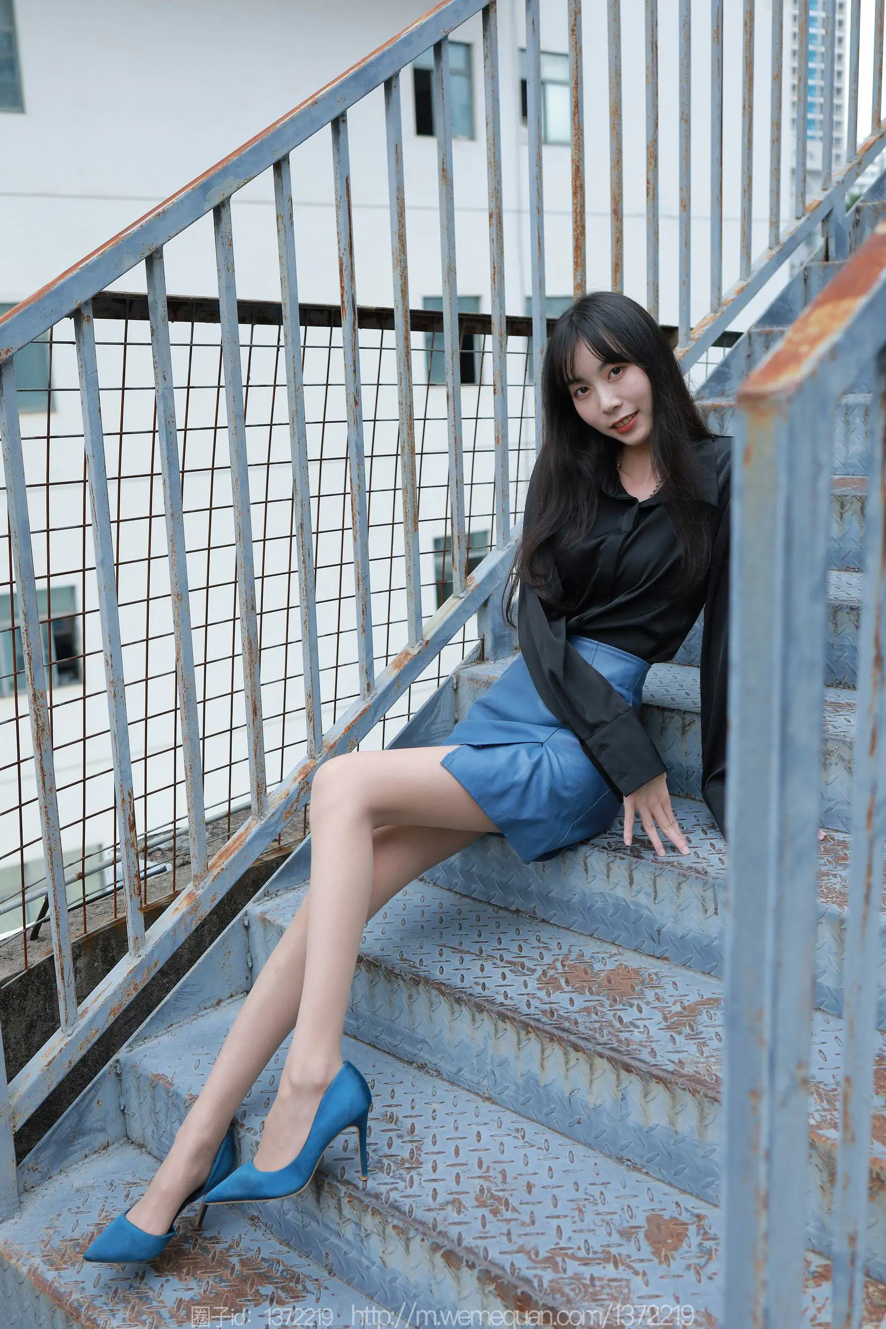 IESS异思趣向 – 模特：团团 《迷人的蓝色》
