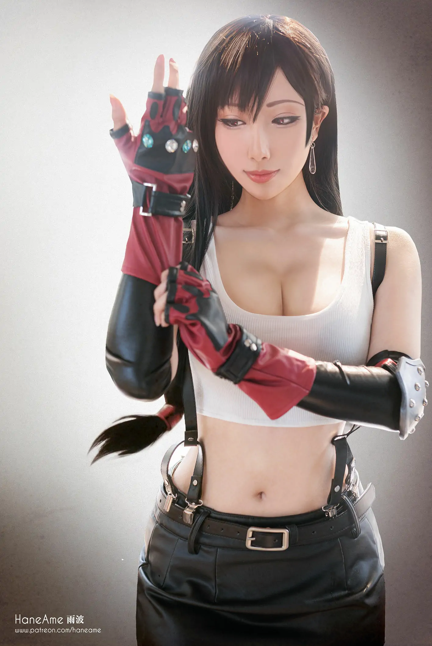 Hane Ame 雨波写真 – TIFA Photobook (Final Fantasy VII) – 1