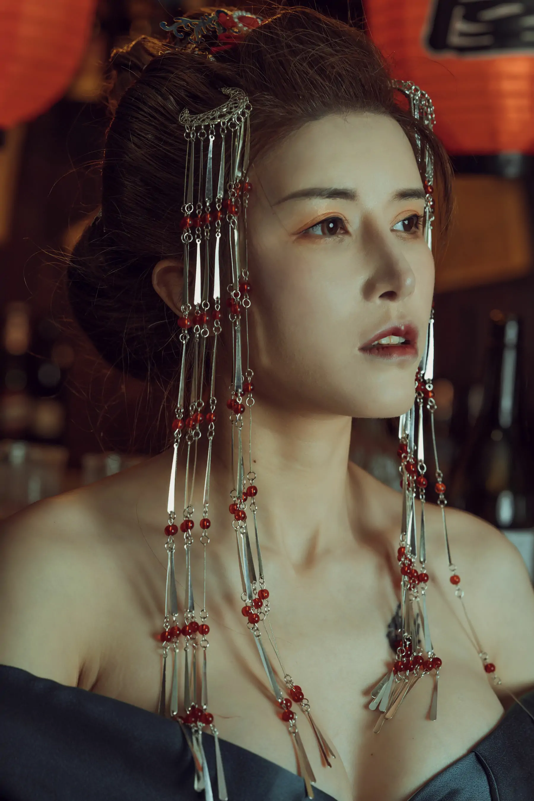 鹿八岁 – 酒醉的和服少女