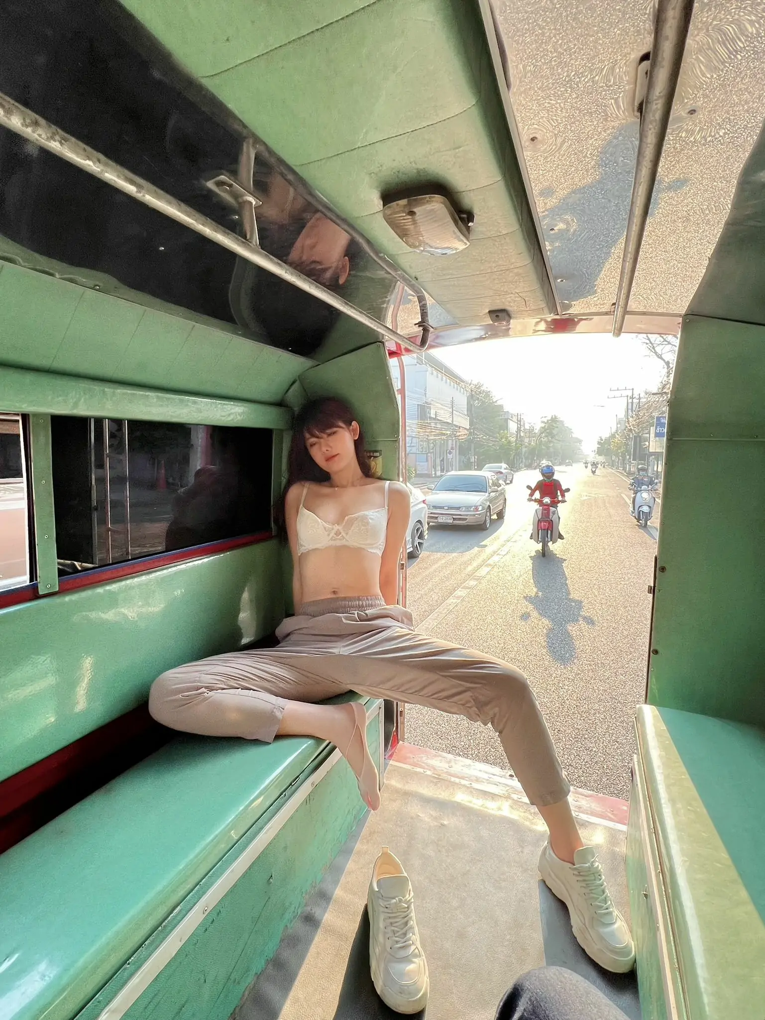 美女模特Azhua19970(阿朱啊) – tutu车