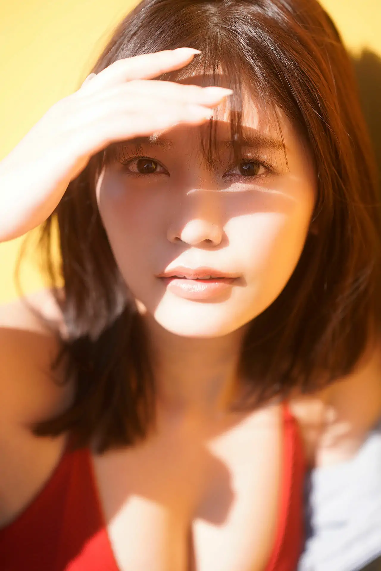 Reona Matsushita 松下玲緒菜 - Journey with bare skin 素肌で、旅立ち