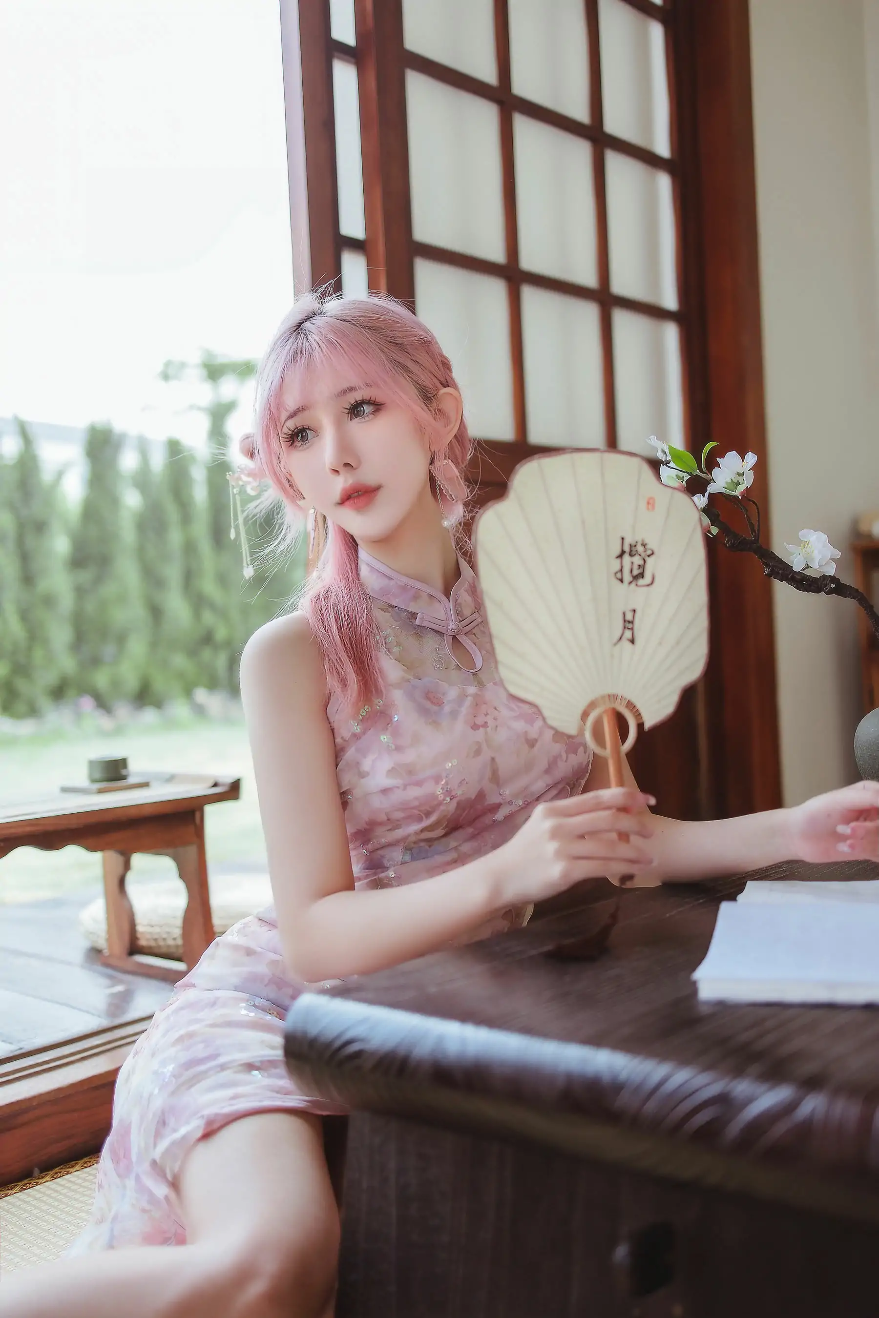 仙女月 - 粉色旗袍