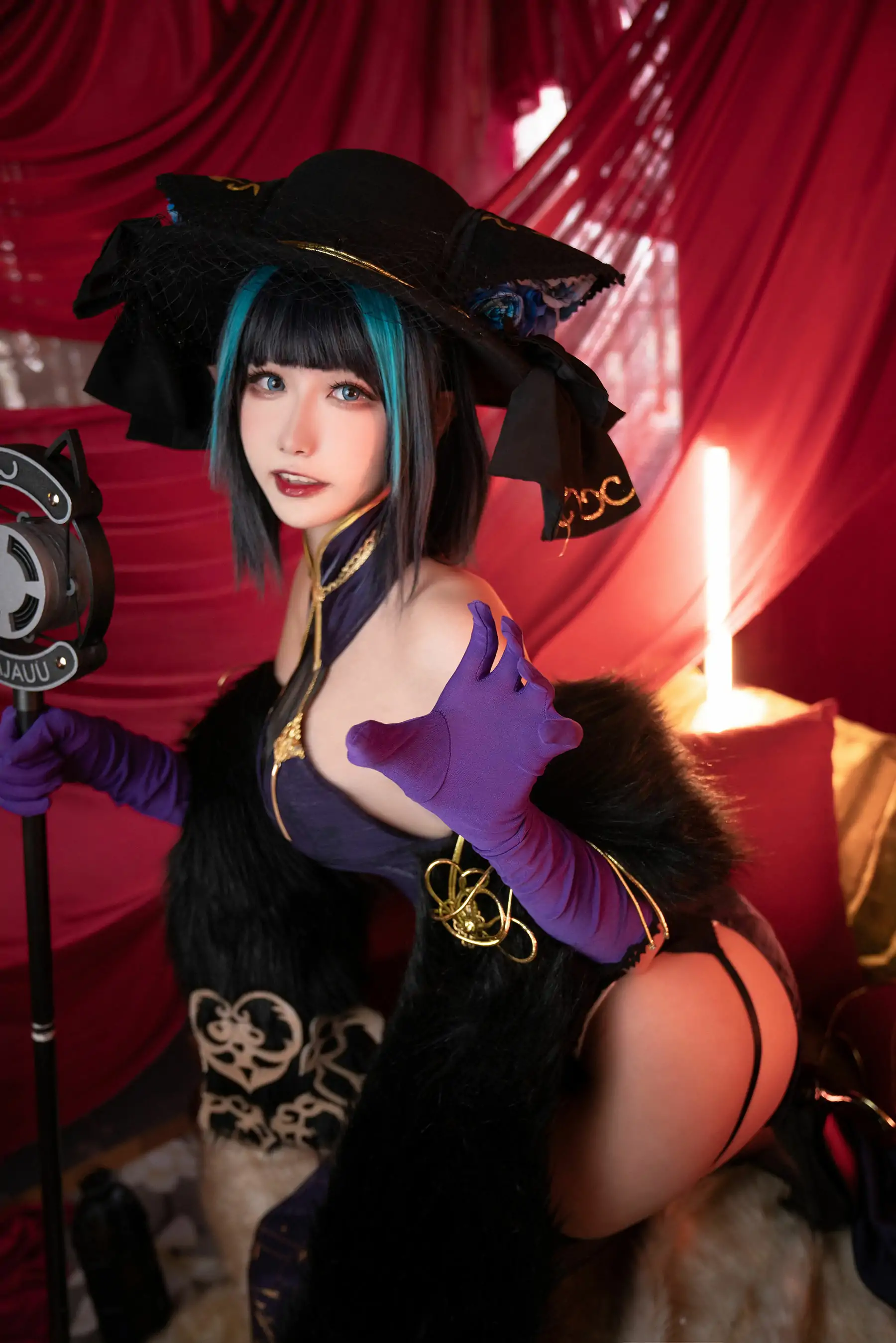 微博妹子Momoko葵葵 – 碧蓝航线柴郡 音乐绚烂CaitSith