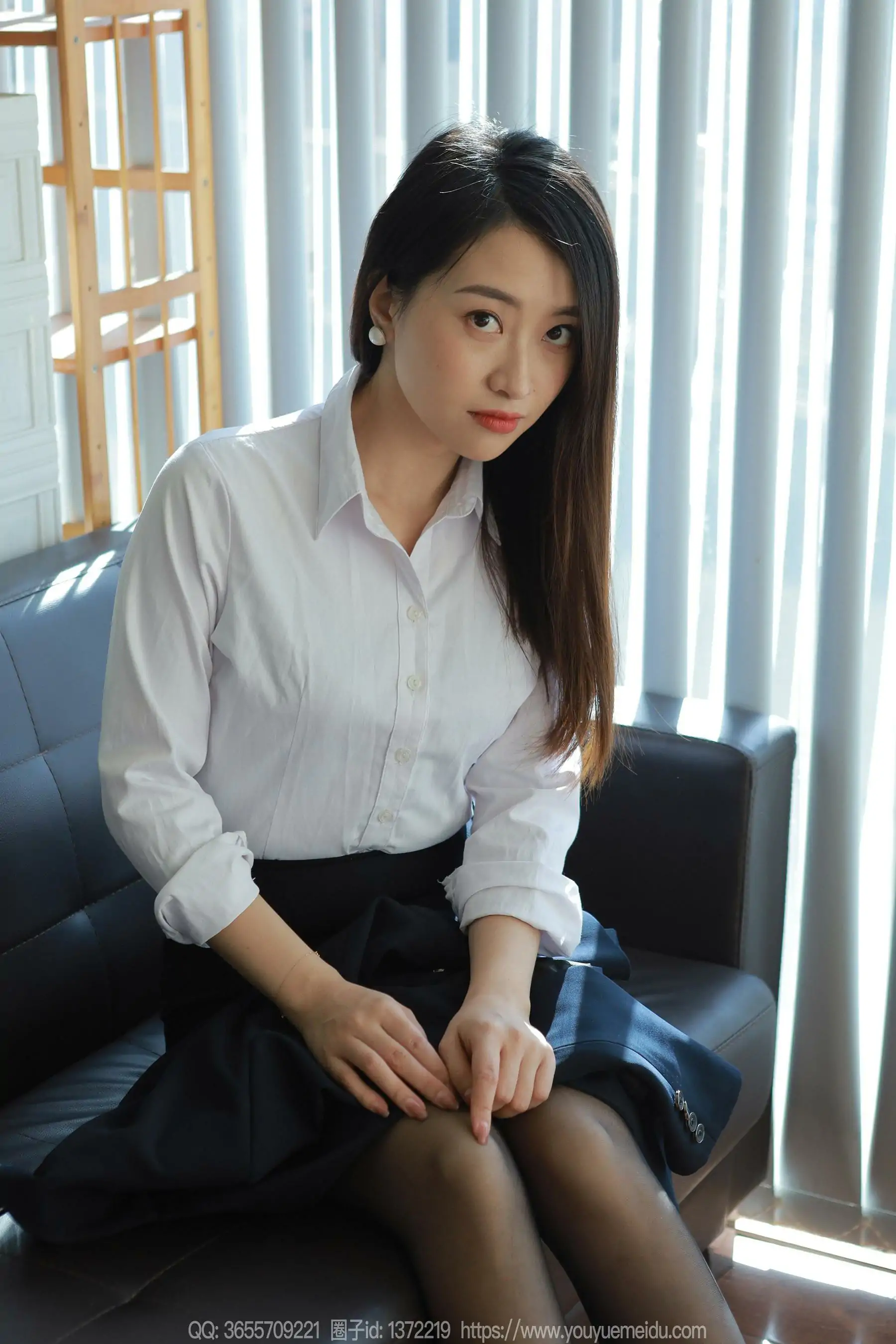 IESS异思趣向 – 模特： 小婕 《阳光嘿丝》