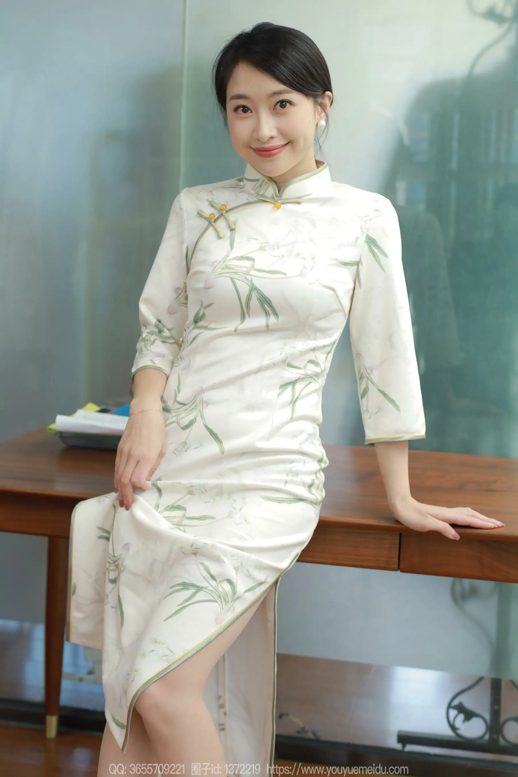 IESS异思趣向 – 模特： 小婕 《温柔似玉》