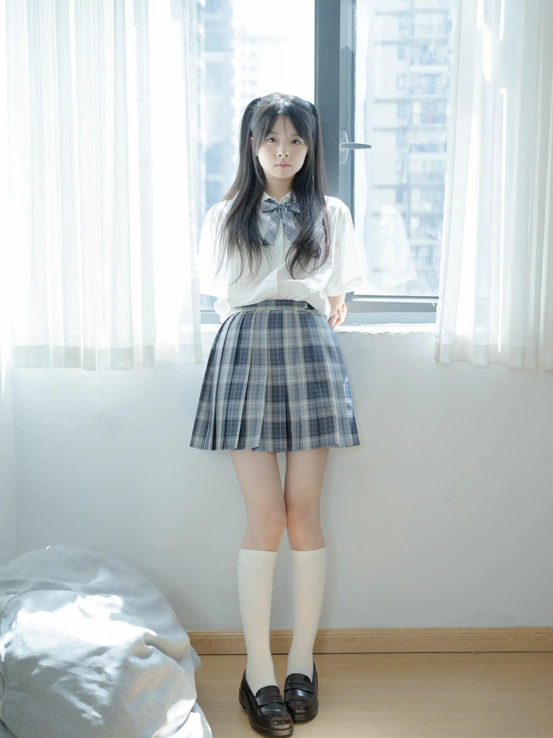 林书辞 – 女仆