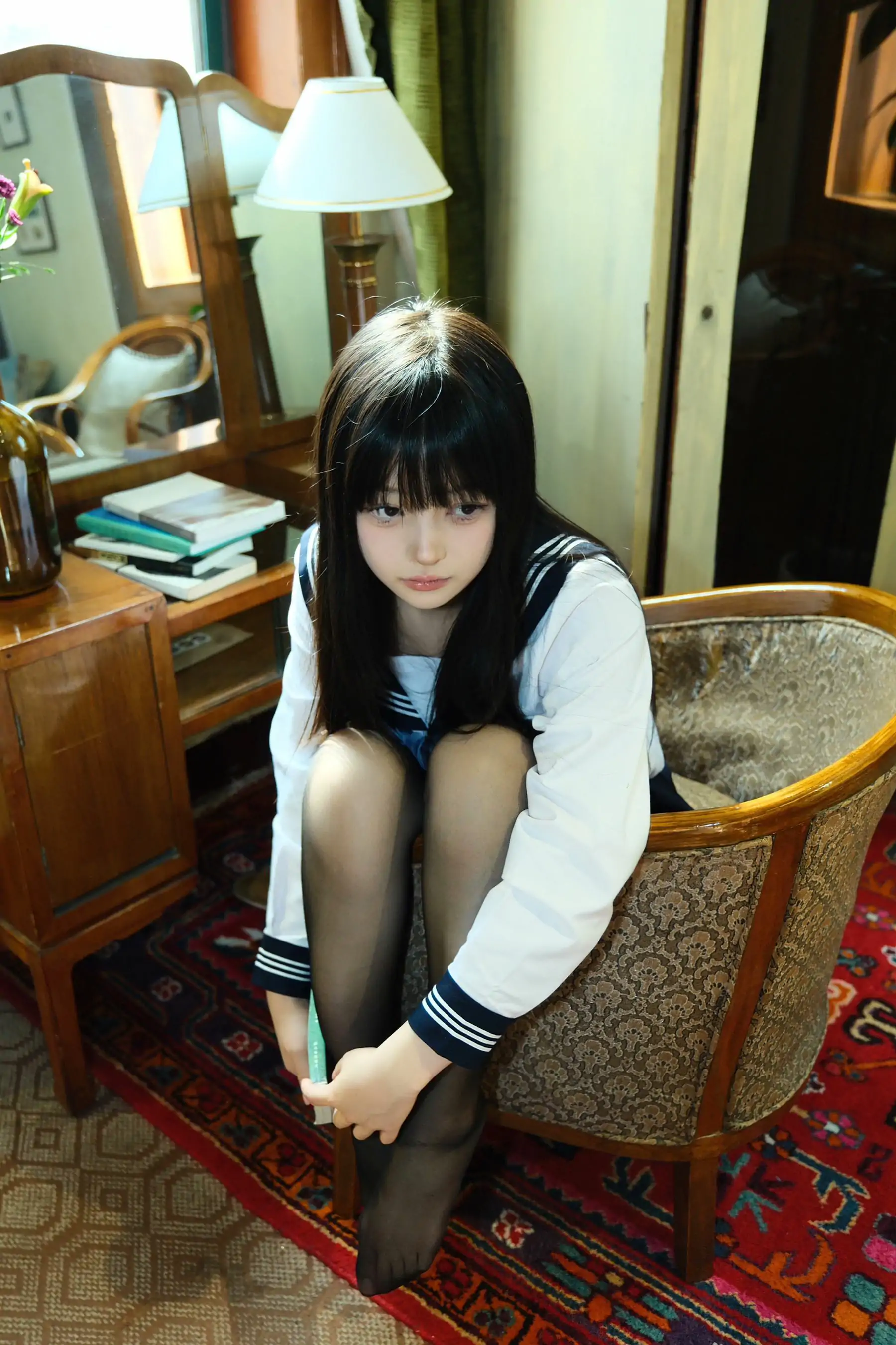 白莉爱吃巧克力 – 原理猪 闺房JK