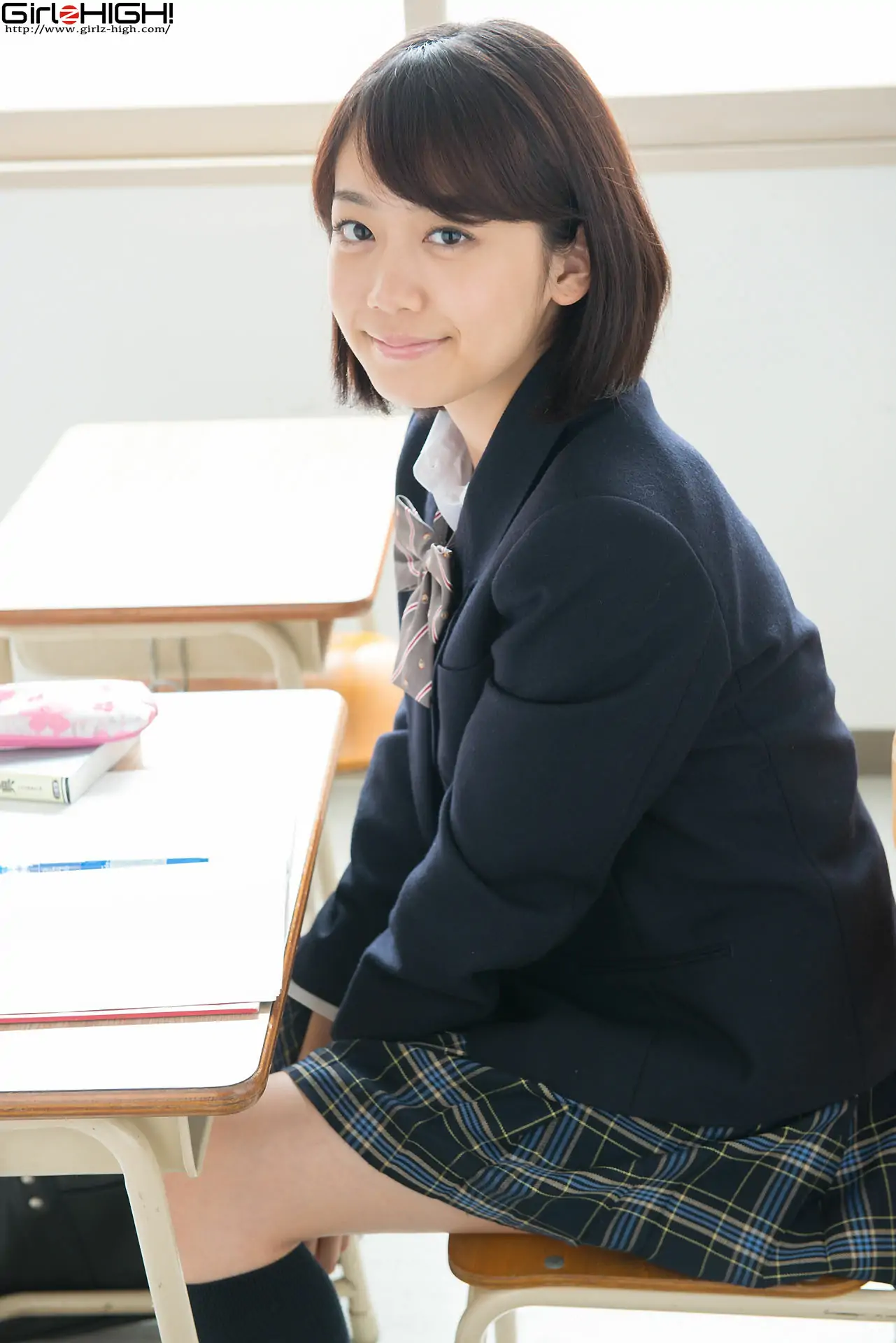 [Girlz-High] Koharu Nishino 西野小春 - 学生装 - bkoh_006_001 