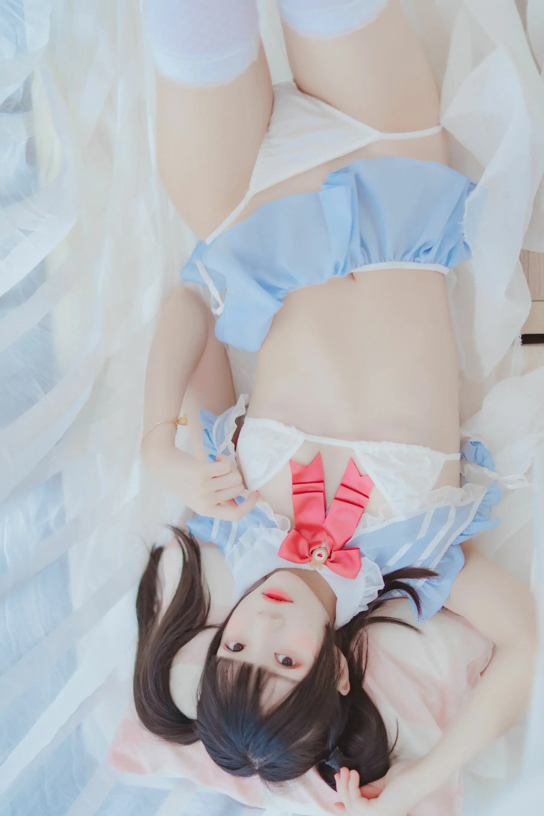 [萝莉COS] 桜桃喵 – 爱丽丝的兔子