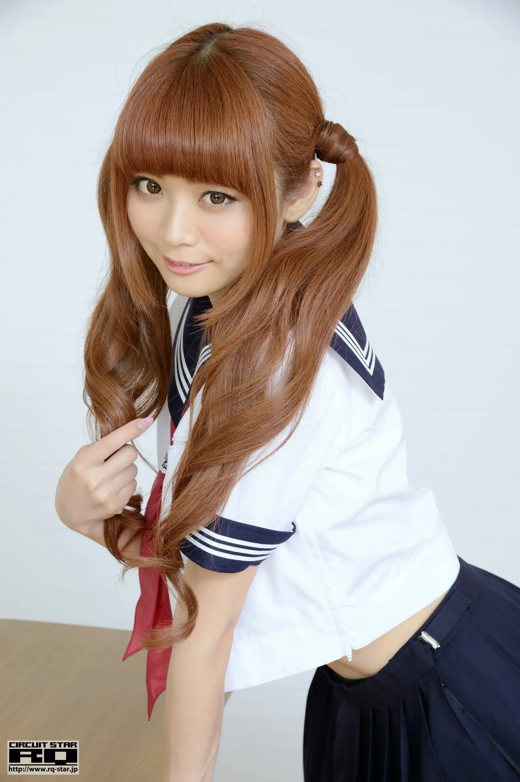 [RQ-STAR] NO.00831 朔矢あいね Sailor Girl 水手服 写真集