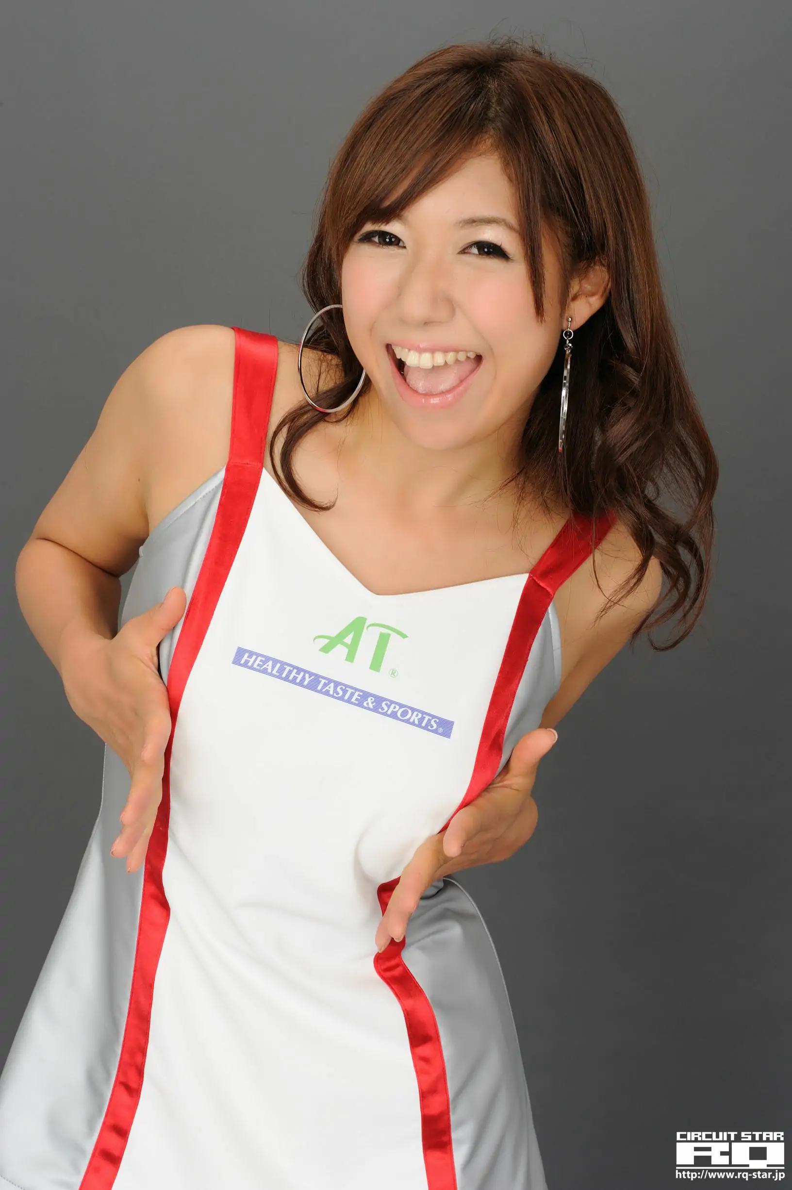 [RQ-STAR] NO.00568 Kanon Hokawa 穂川果音 Race Queen 写真集