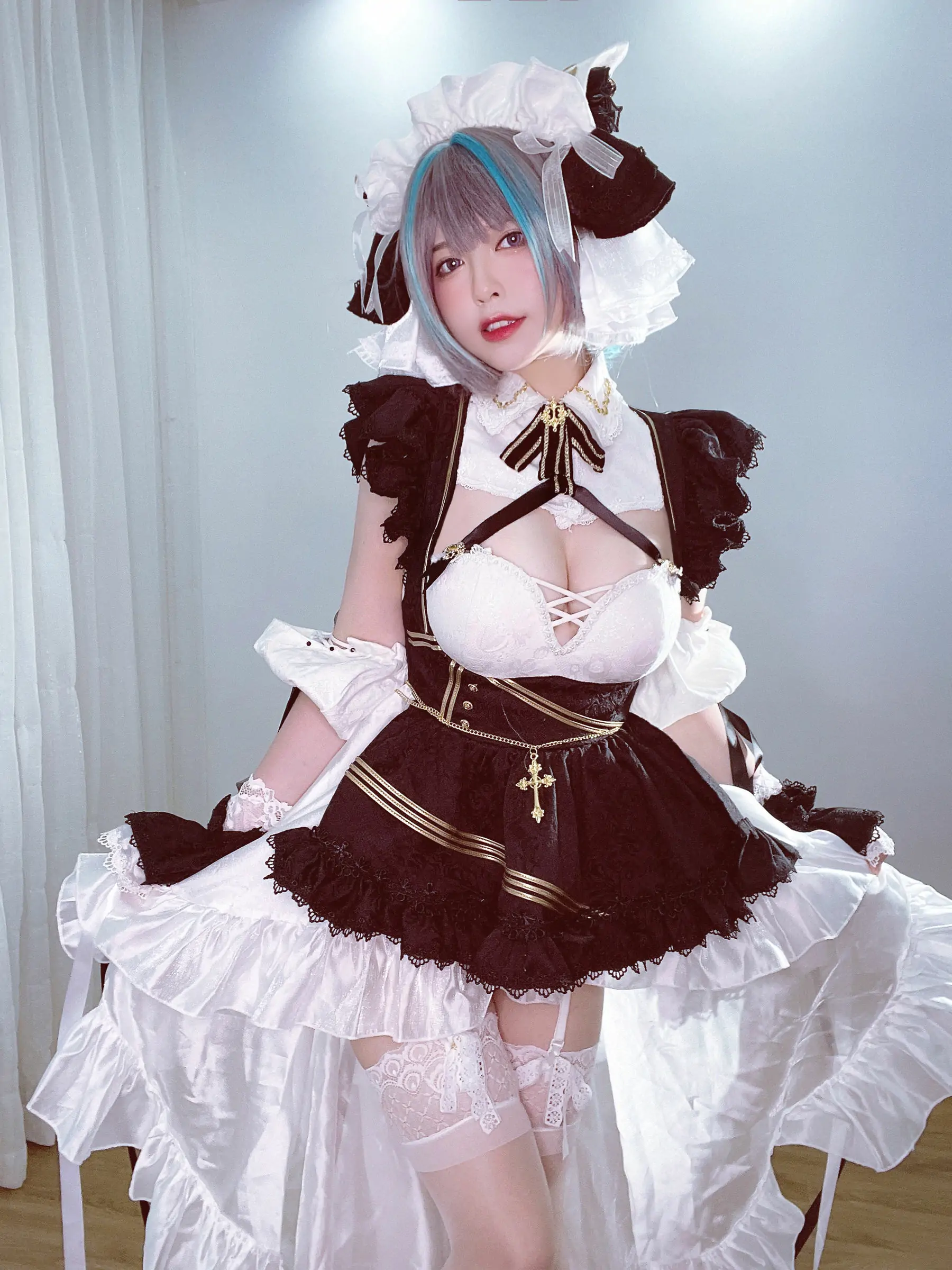 [福利COS] 半半子 – 柴郡