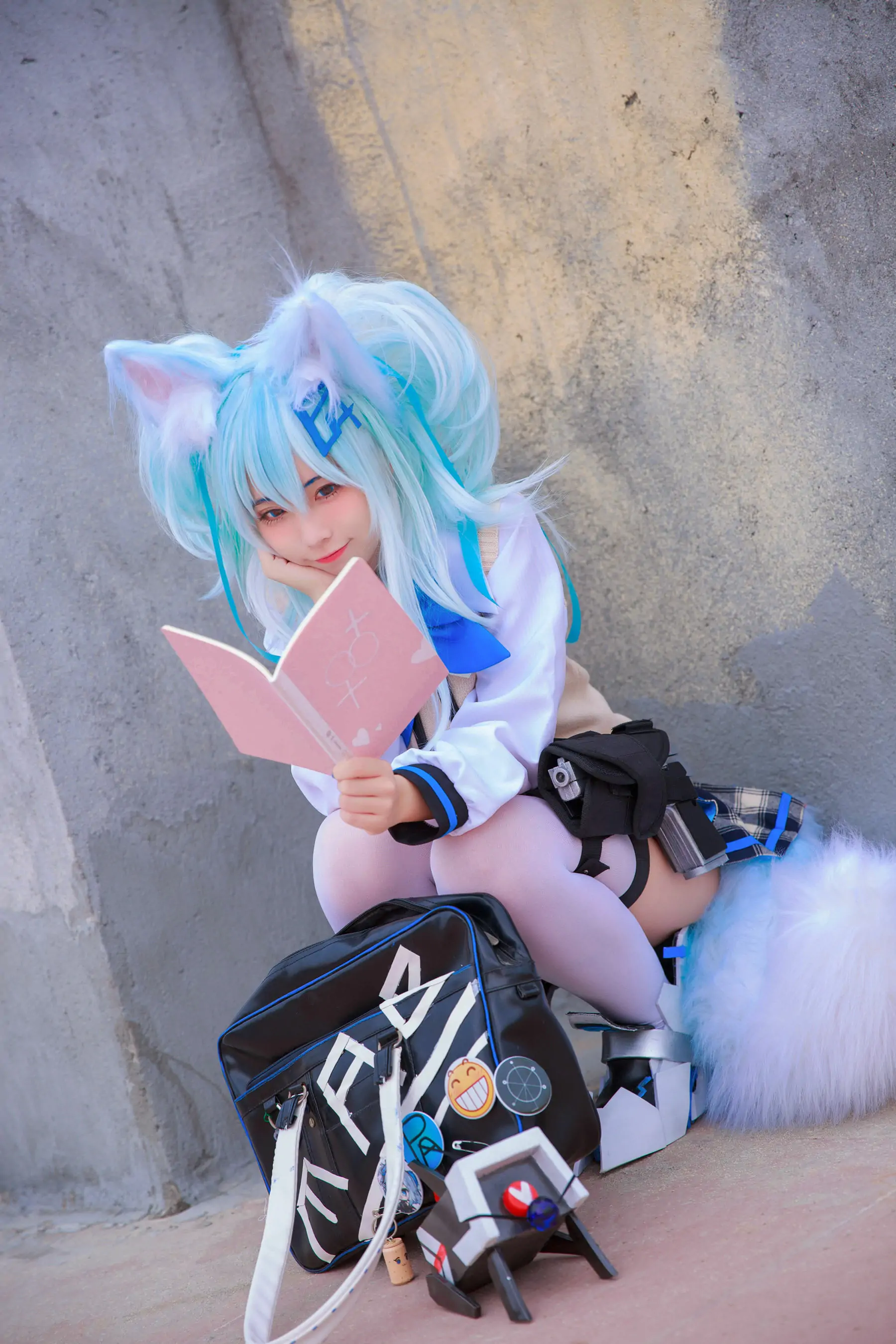 [福利COS] 动漫博主G44不会受伤 – 少女前线 PA15校服