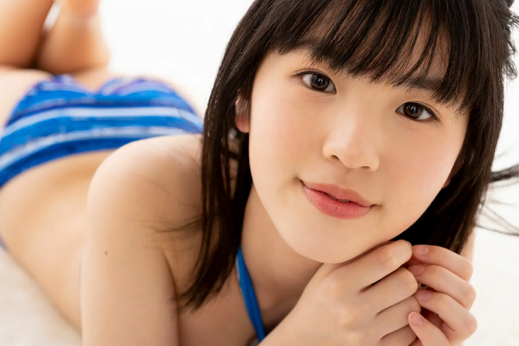 [Minisuka.tv] Ami Manabe 眞辺あみ – Fresh-idol Gallery 61