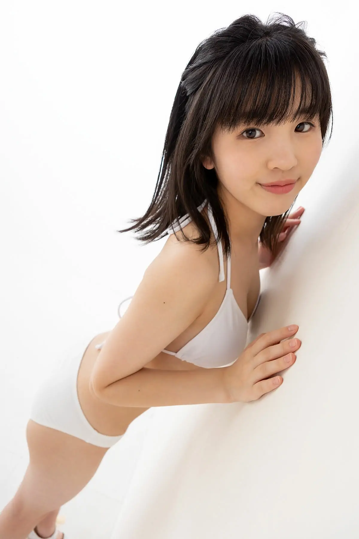 [Minisuka.tv] Ami Manabe 眞辺あみ – Fresh-idol Gallery 63
