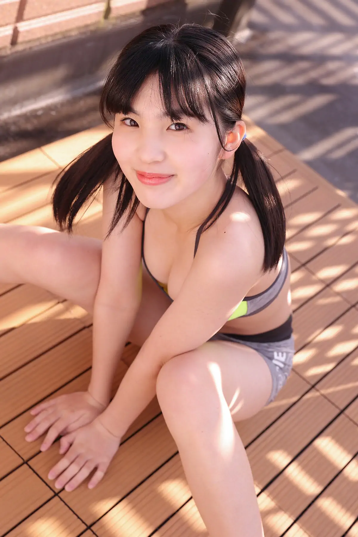 [Minisuka.tv] Ami Manabe 眞辺あみ – Fresh-idol Gallery 96